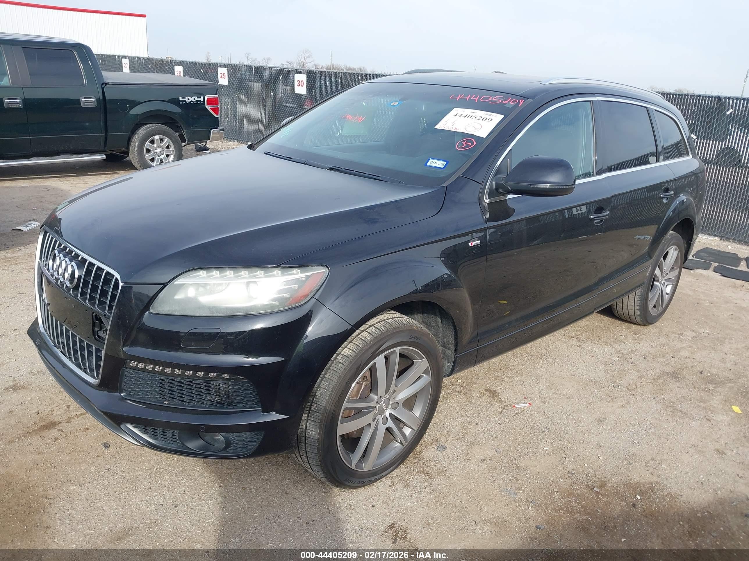 AUDI Q7 image 2