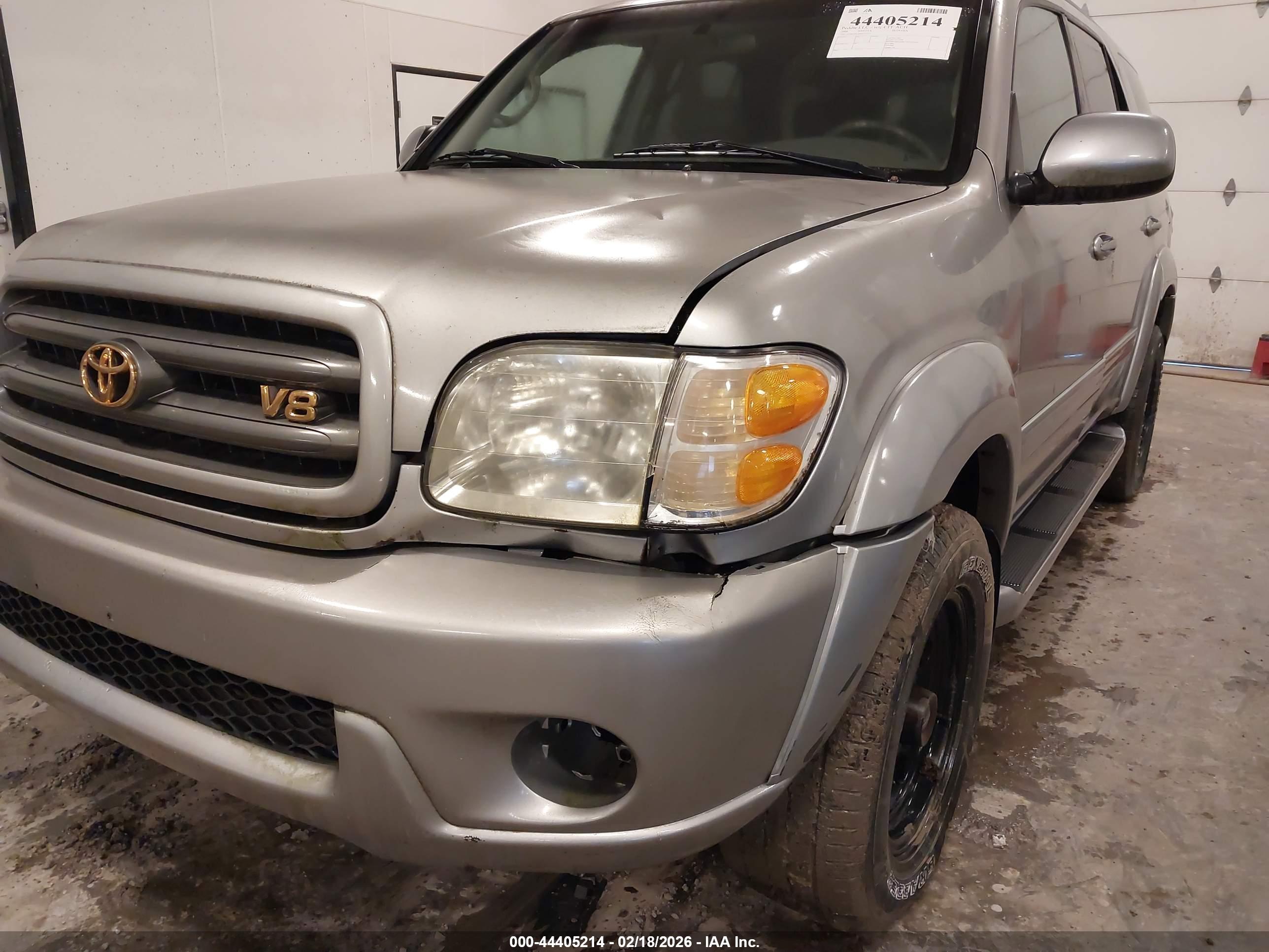 TOYOTA SEQUOIA image 6