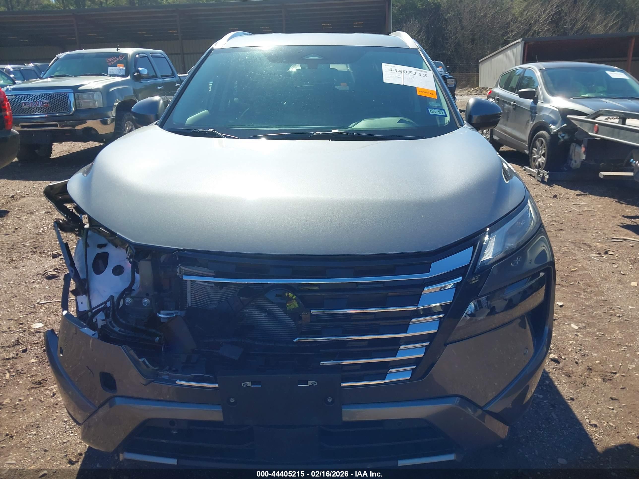NISSAN ROGUE image 6