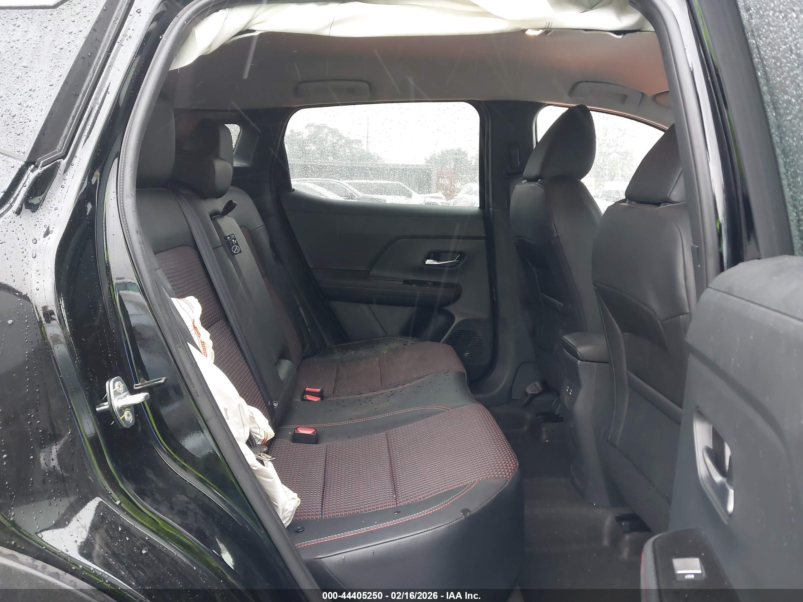 NISSAN KICKS image 8