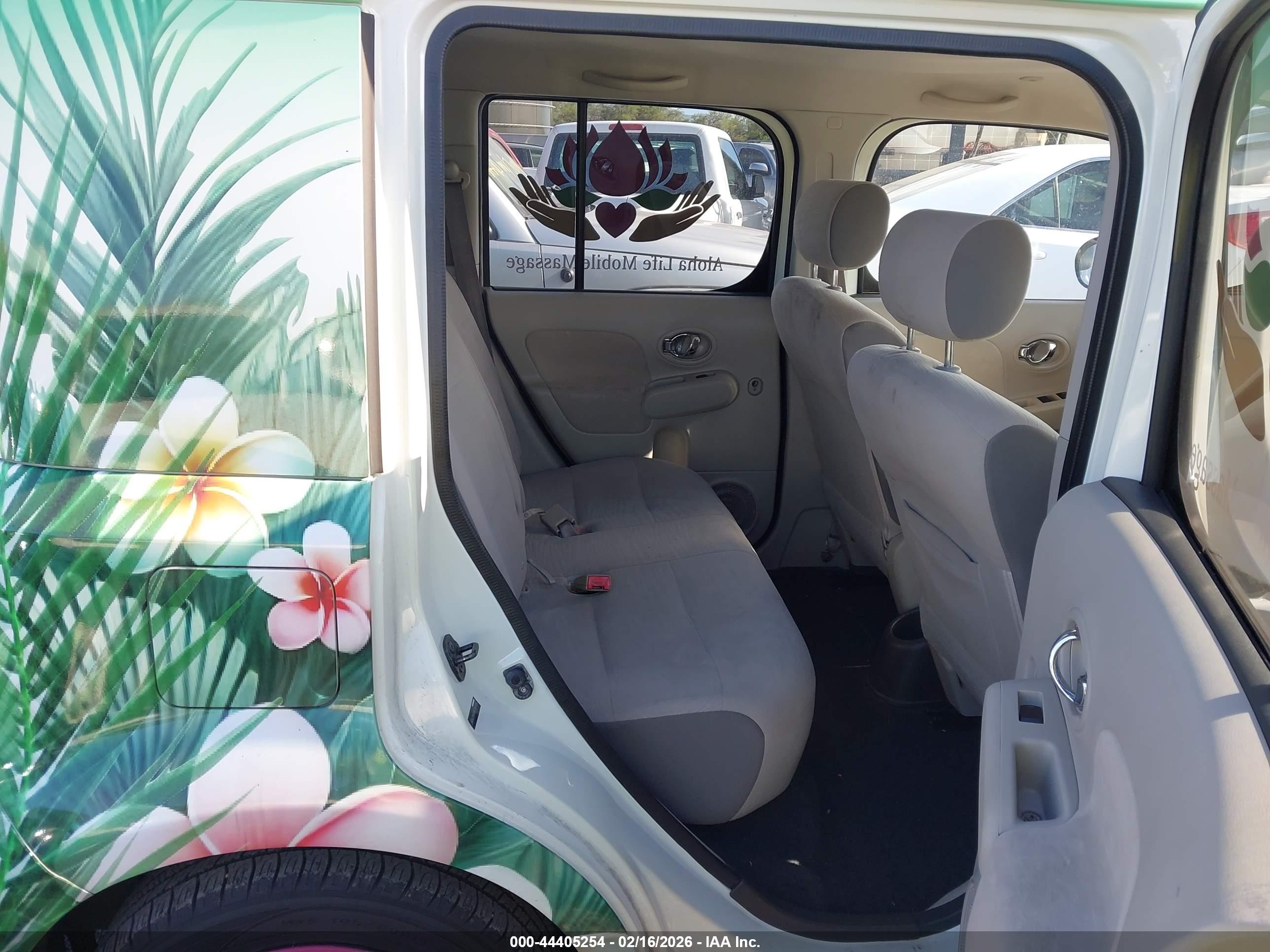 NISSAN CUBE image 8