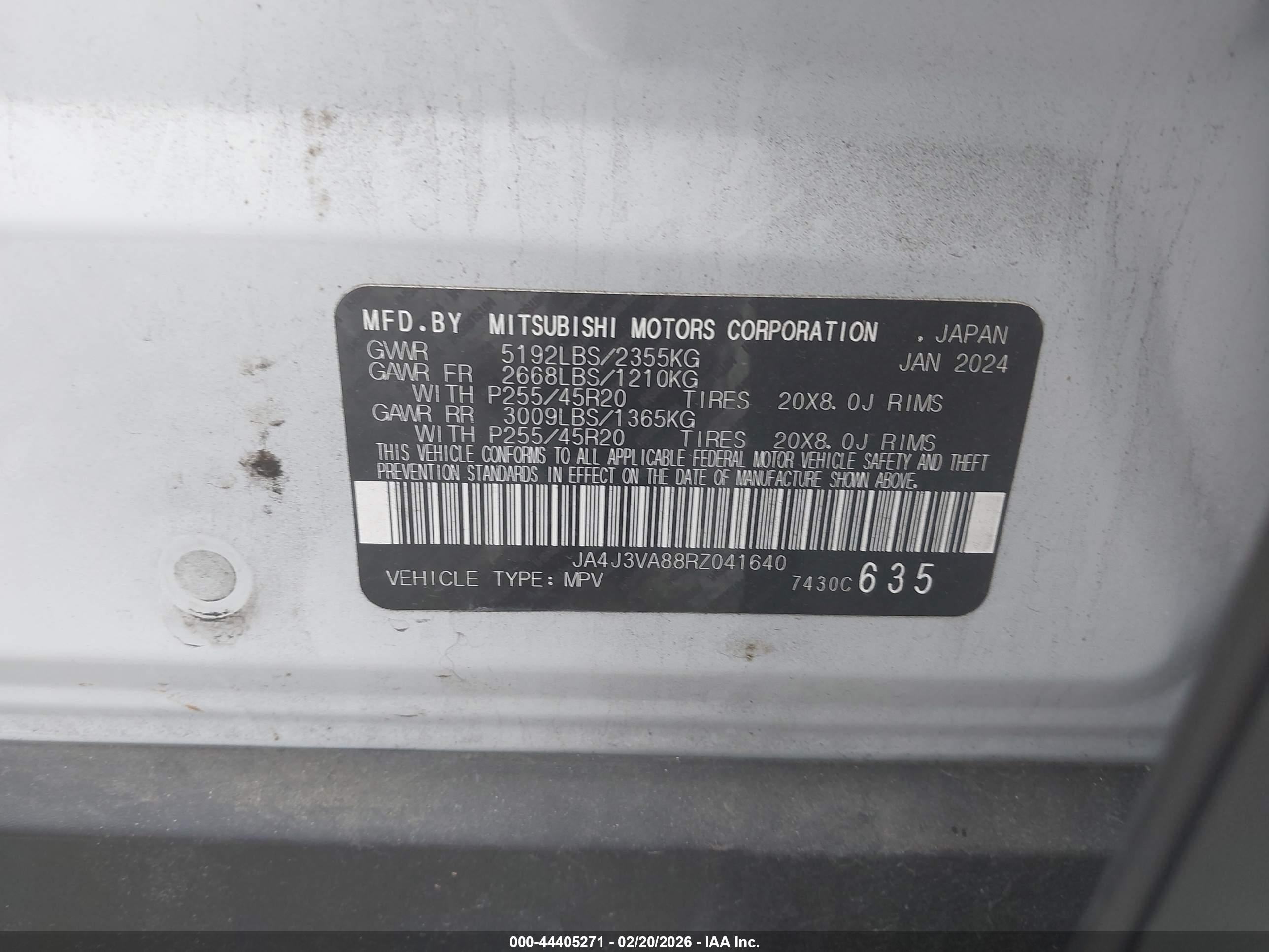 MITSUBISHI OUTLANDER image 9