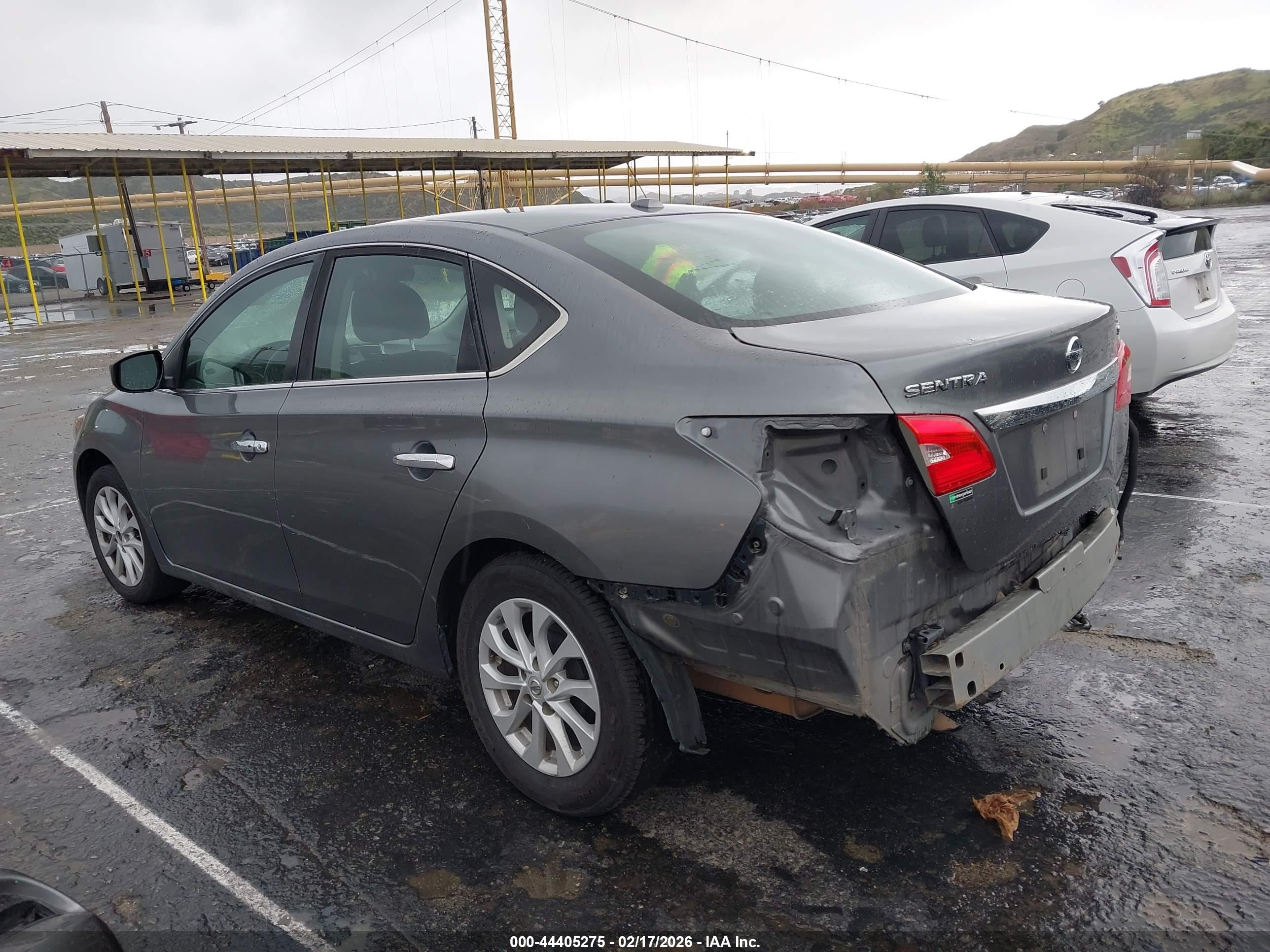 NISSAN SENTRA image 3