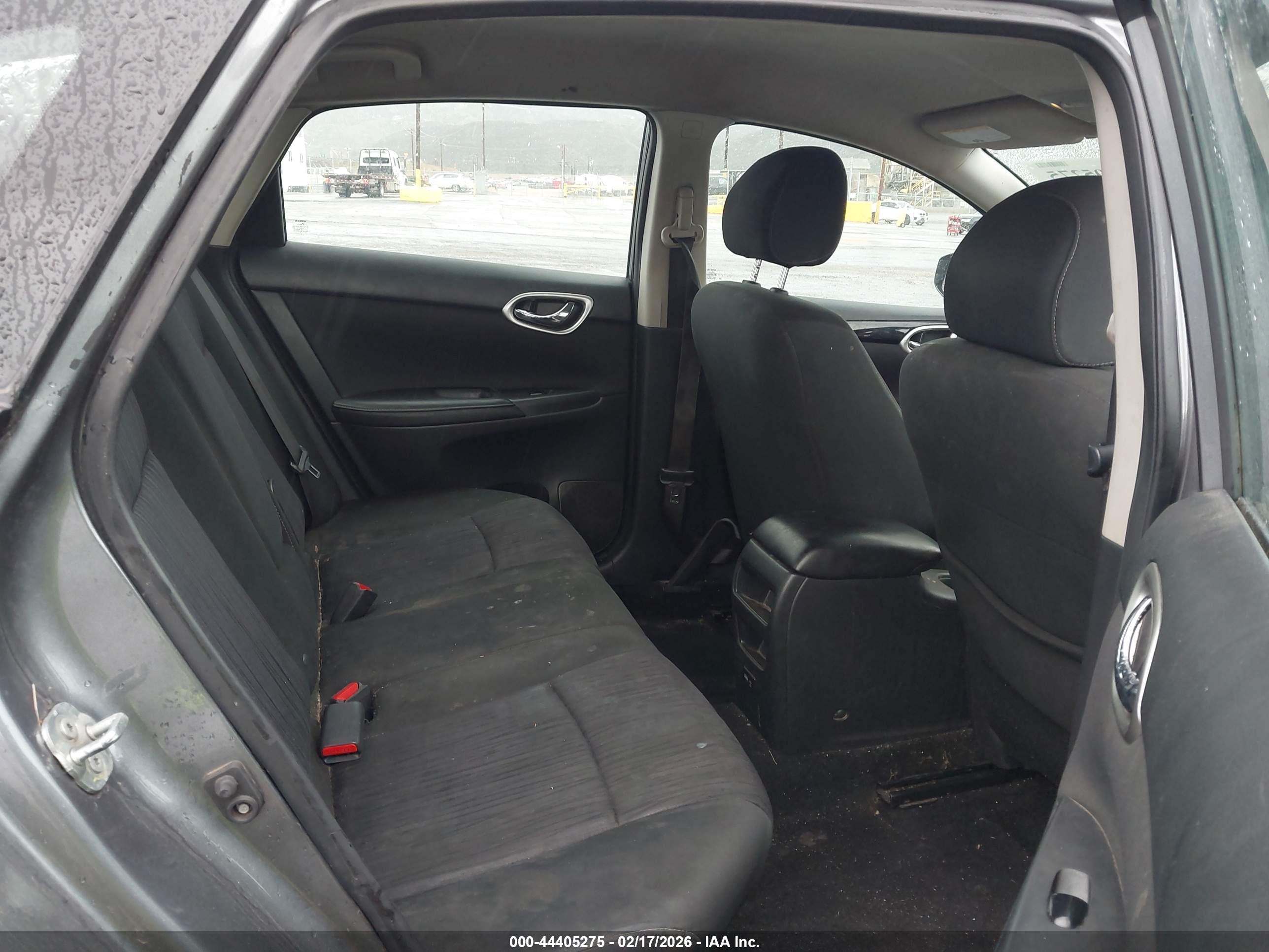 NISSAN SENTRA image 8