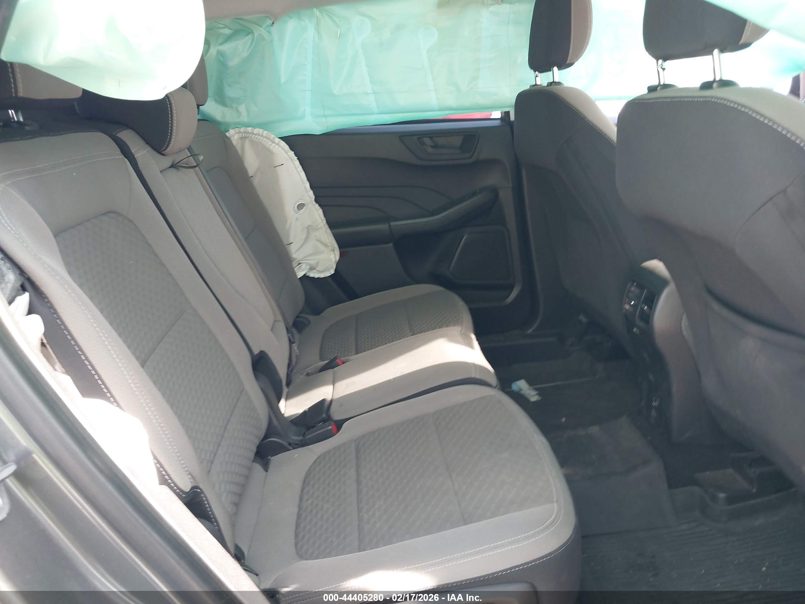 FORD ESCAPE image 8