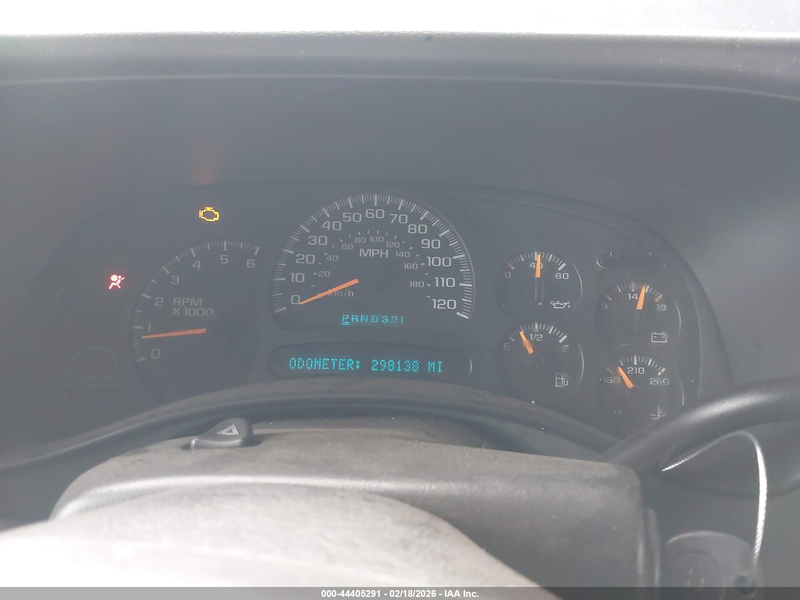 CHEVROLET TAHOE image 7