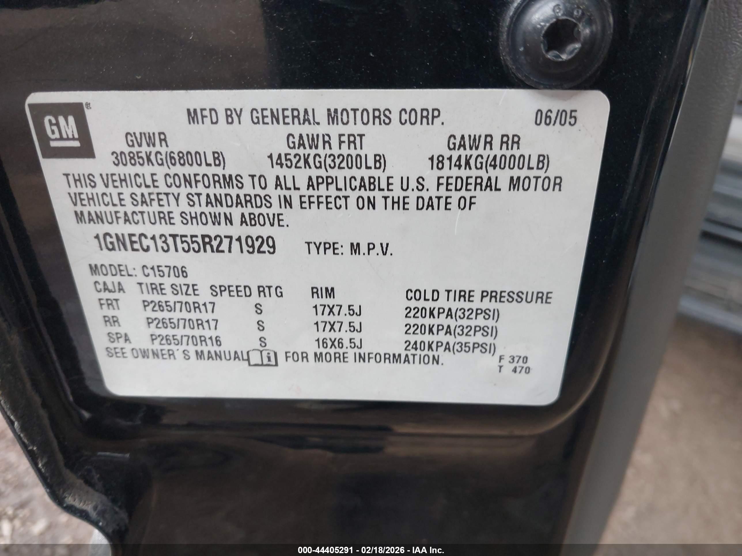 CHEVROLET TAHOE image 9