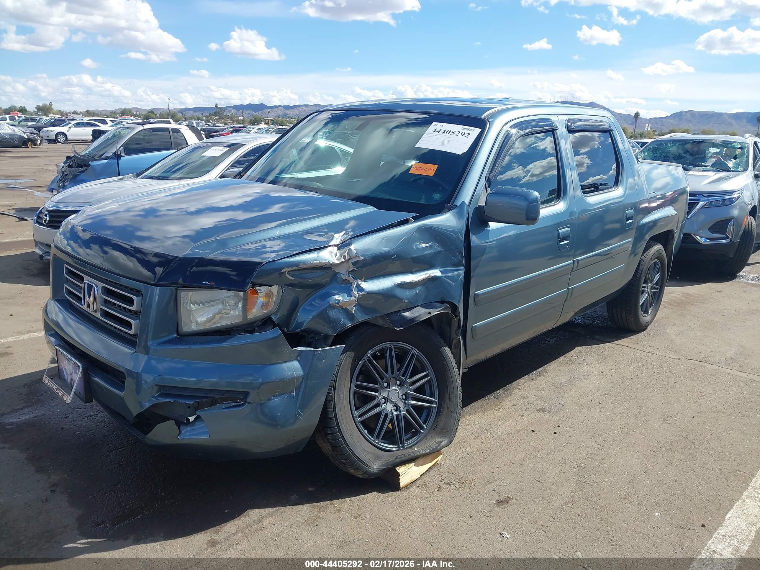 HONDA RIDGELINE image 2
