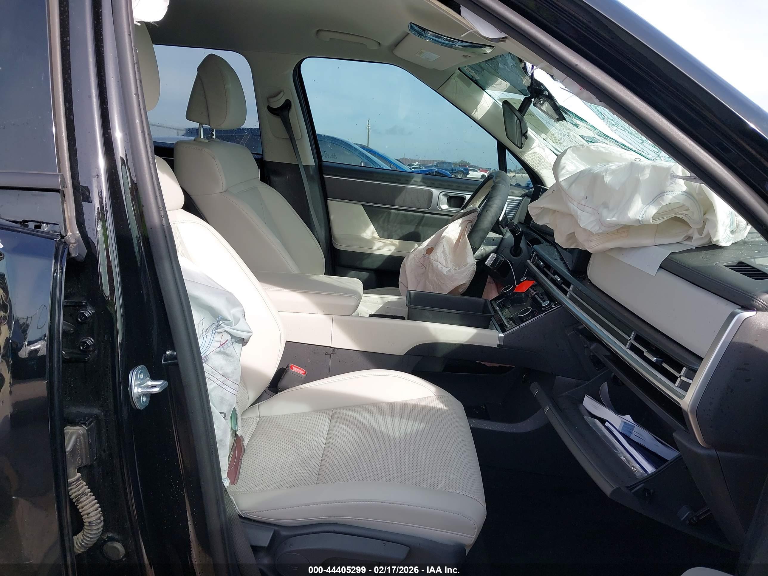 HYUNDAI SANTA image 5