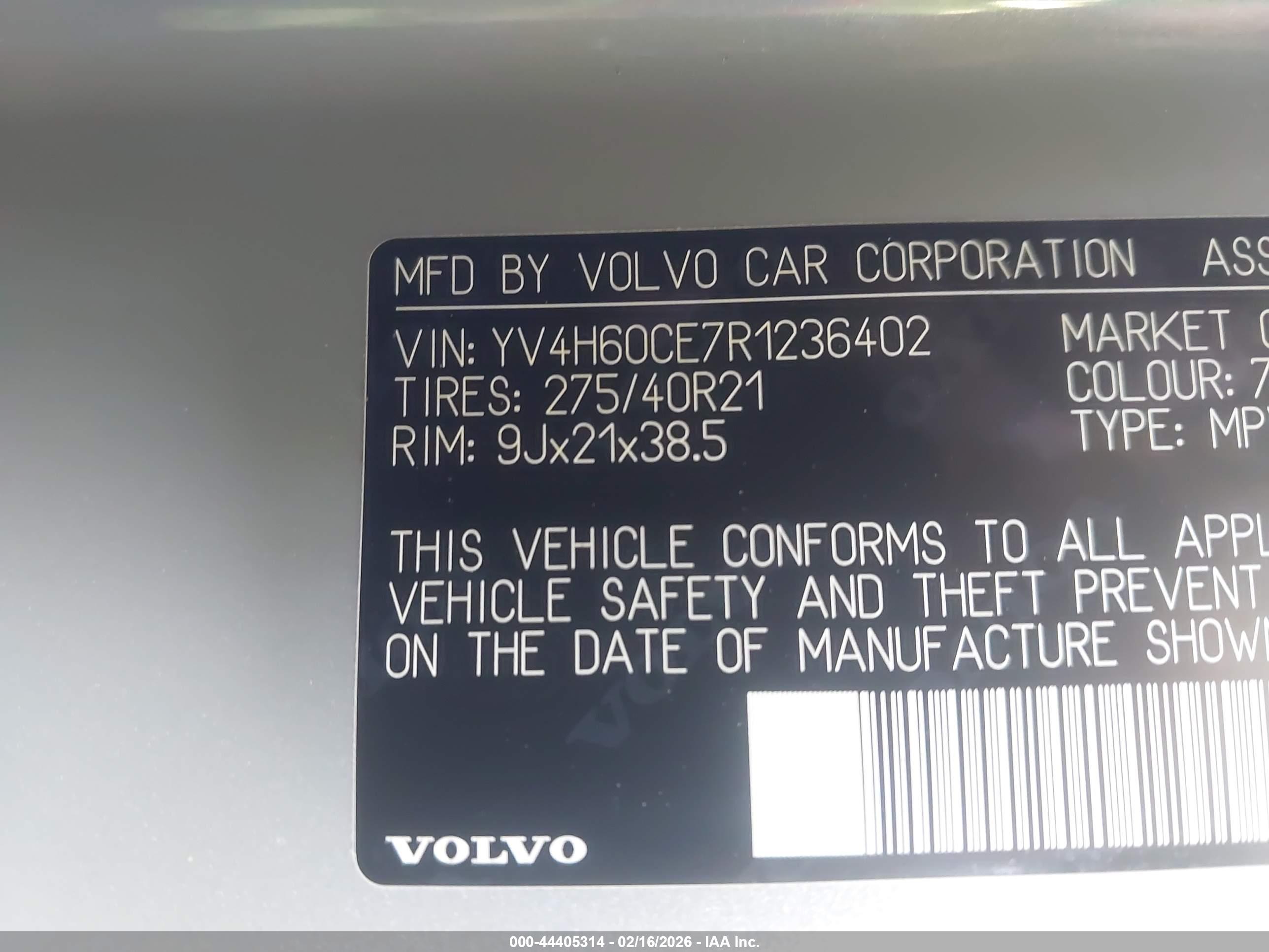 VOLVO XC90 image 9
