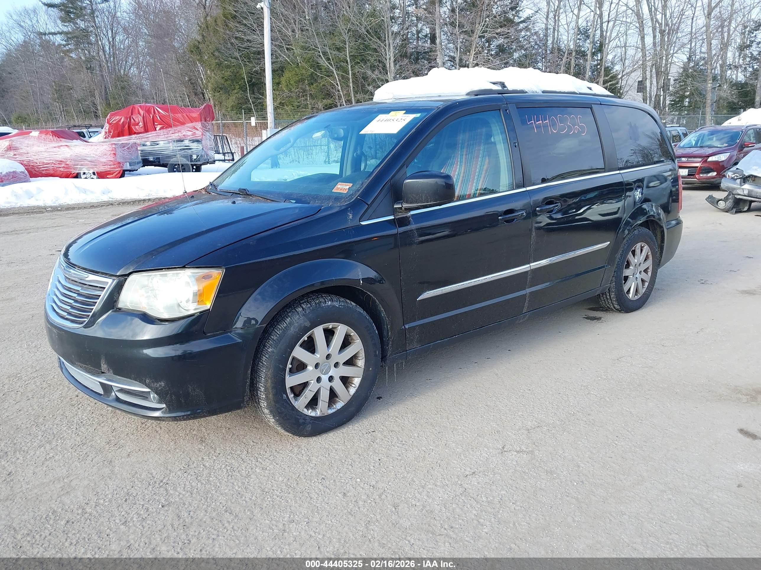 CHRYSLER TOWN image 2