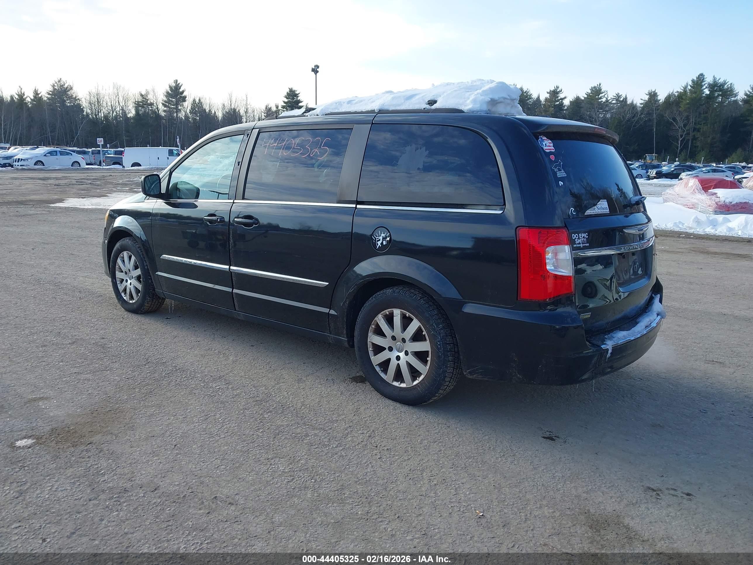 CHRYSLER TOWN image 3
