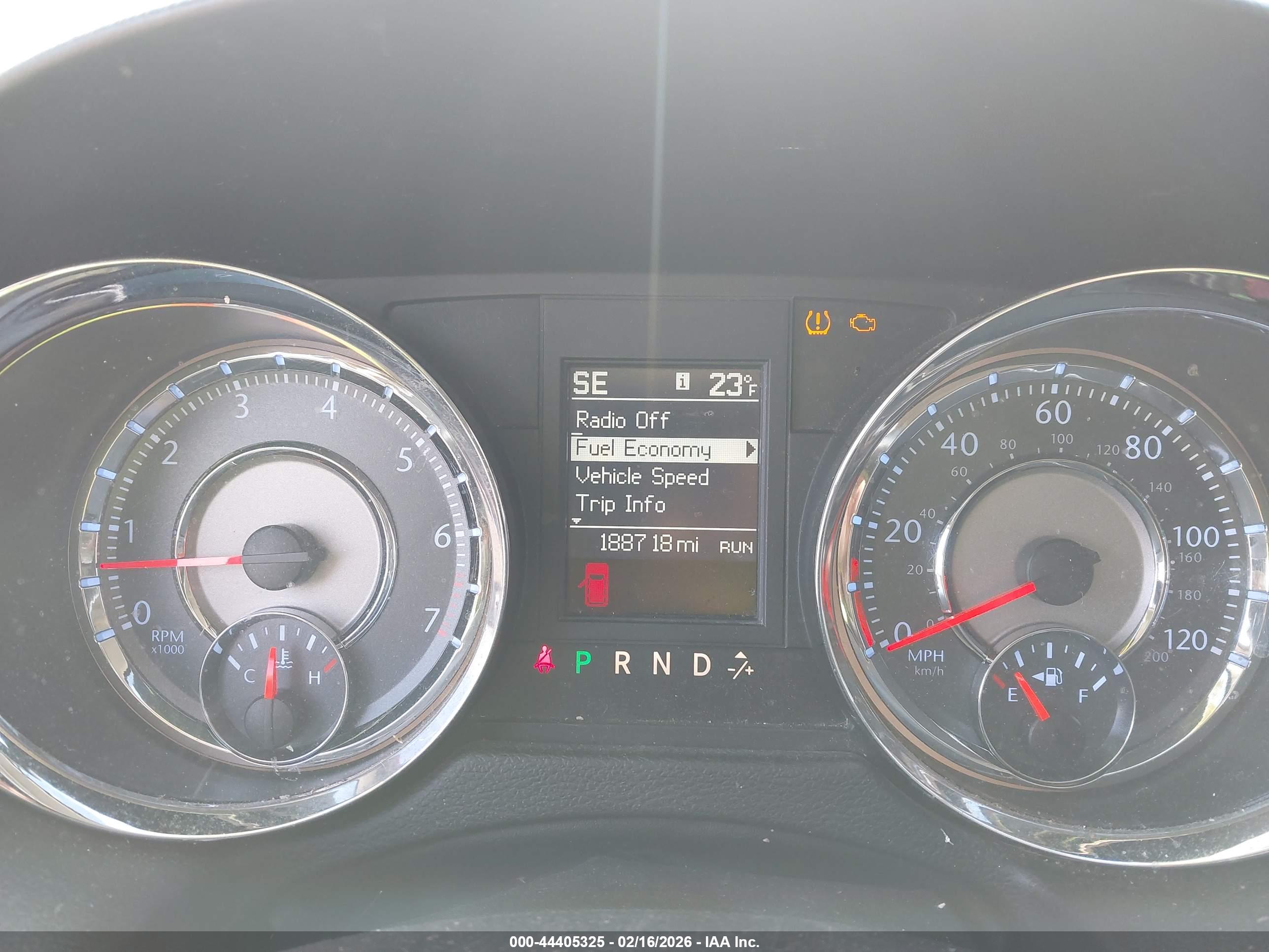 CHRYSLER TOWN image 7