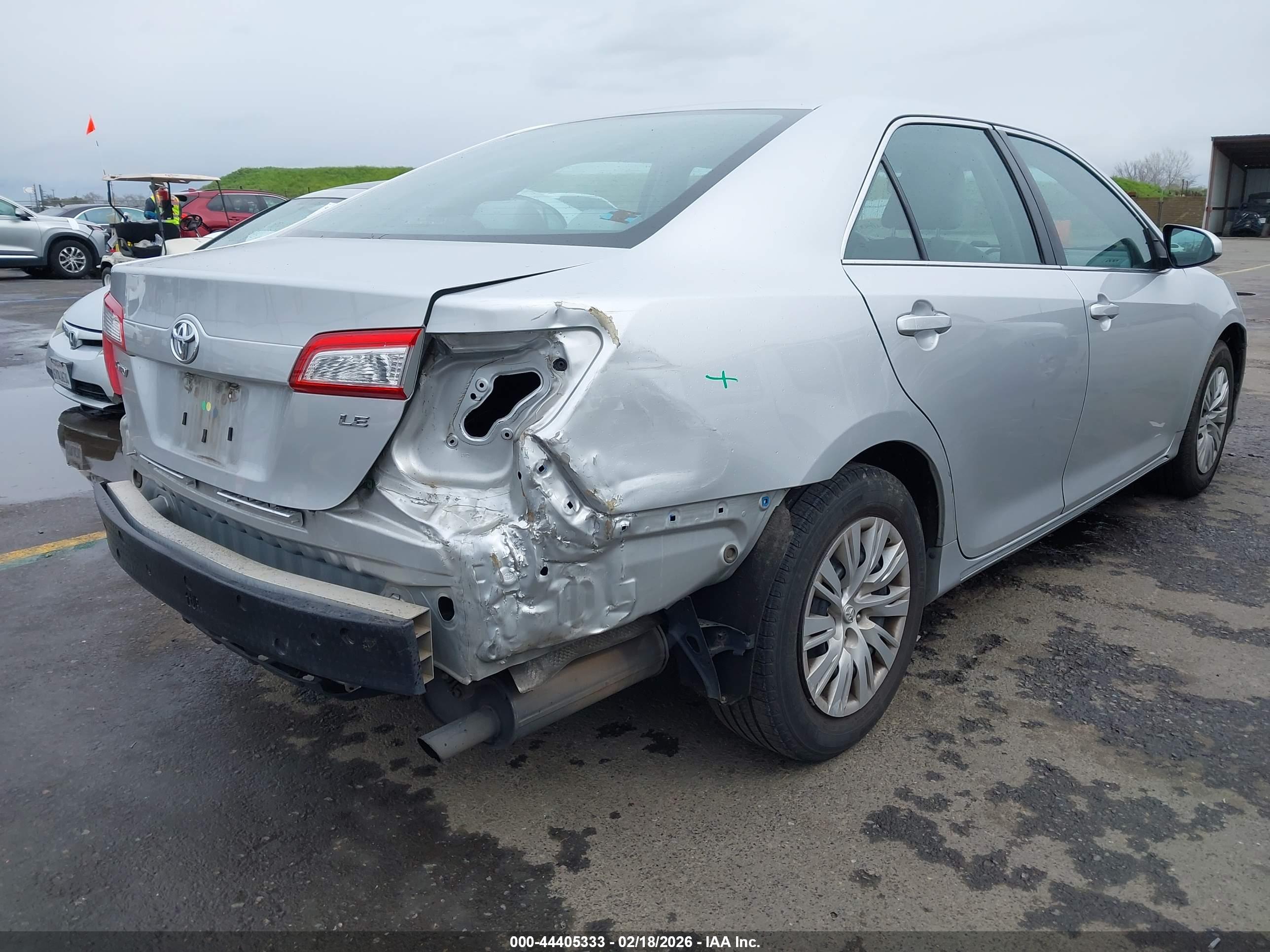 TOYOTA CAMRY image 4