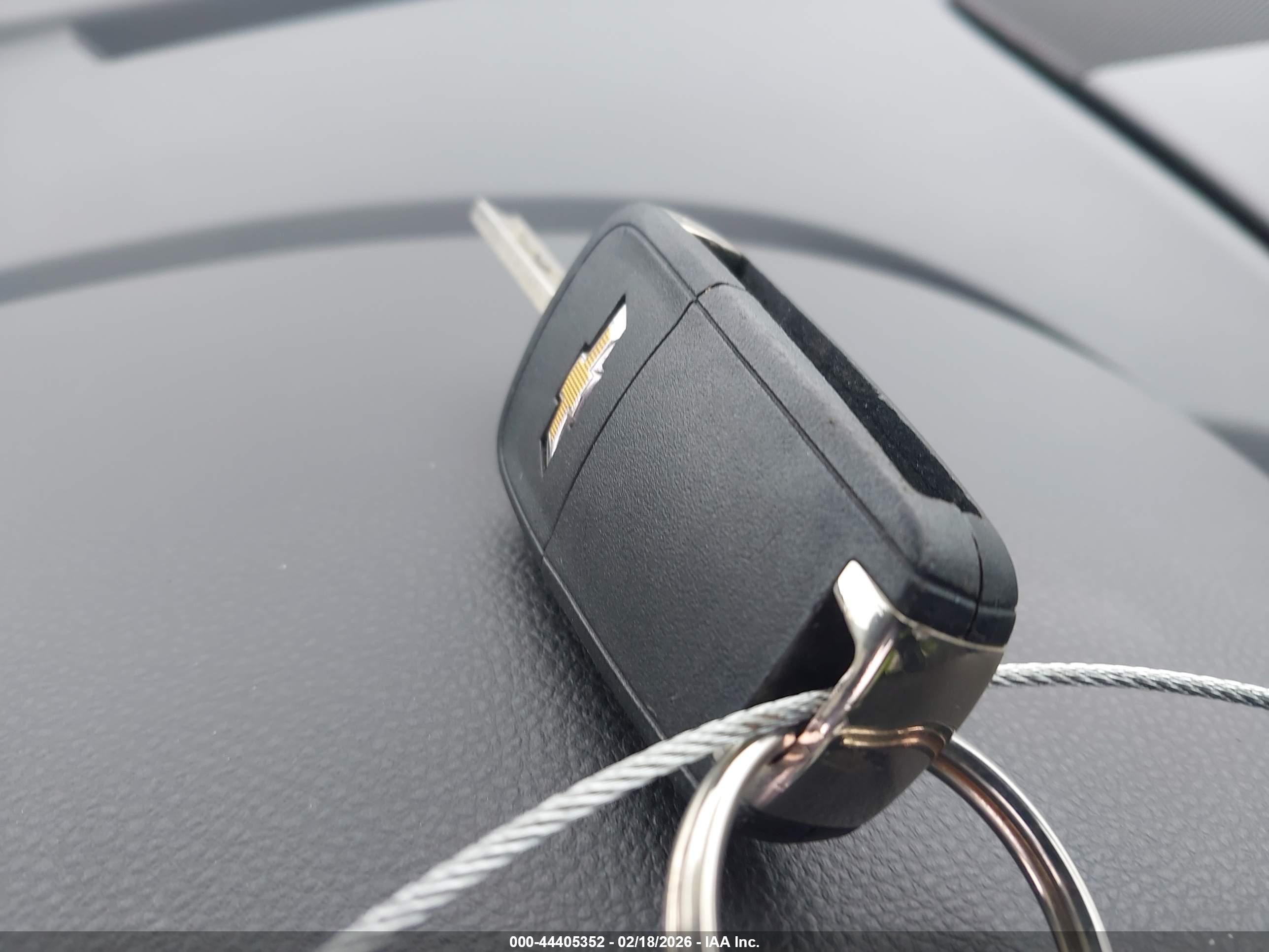 CHEVROLET EQUINOX image 11
