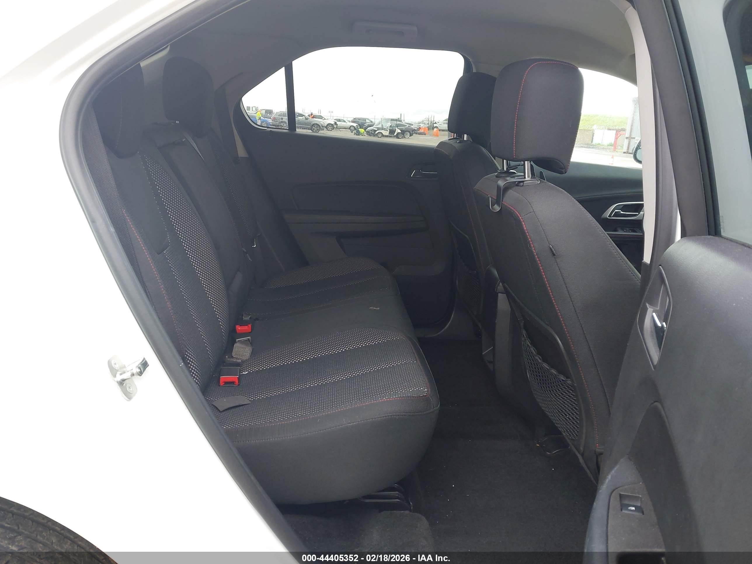 CHEVROLET EQUINOX image 8
