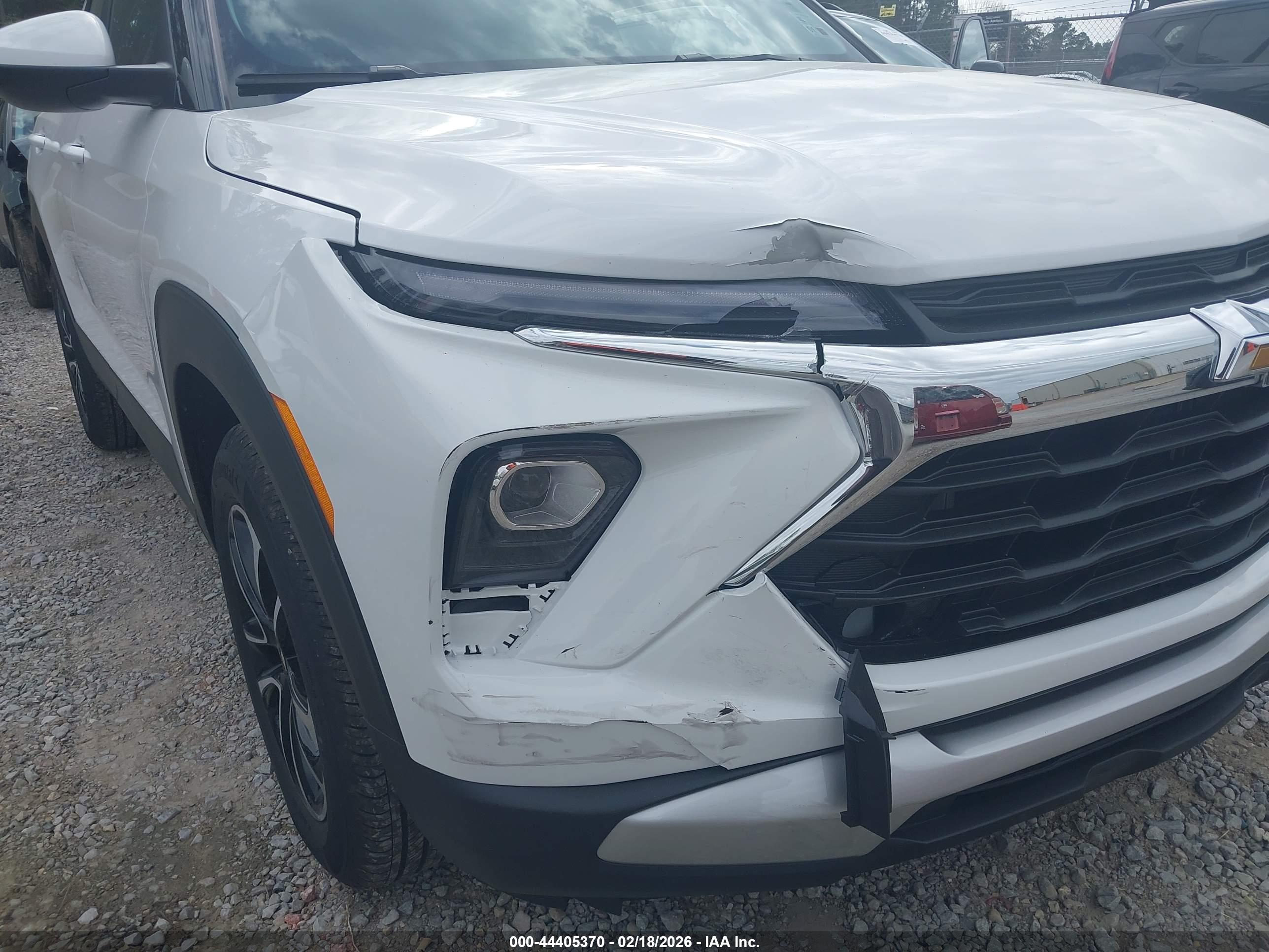 CHEVROLET TRAILBLAZER image 6