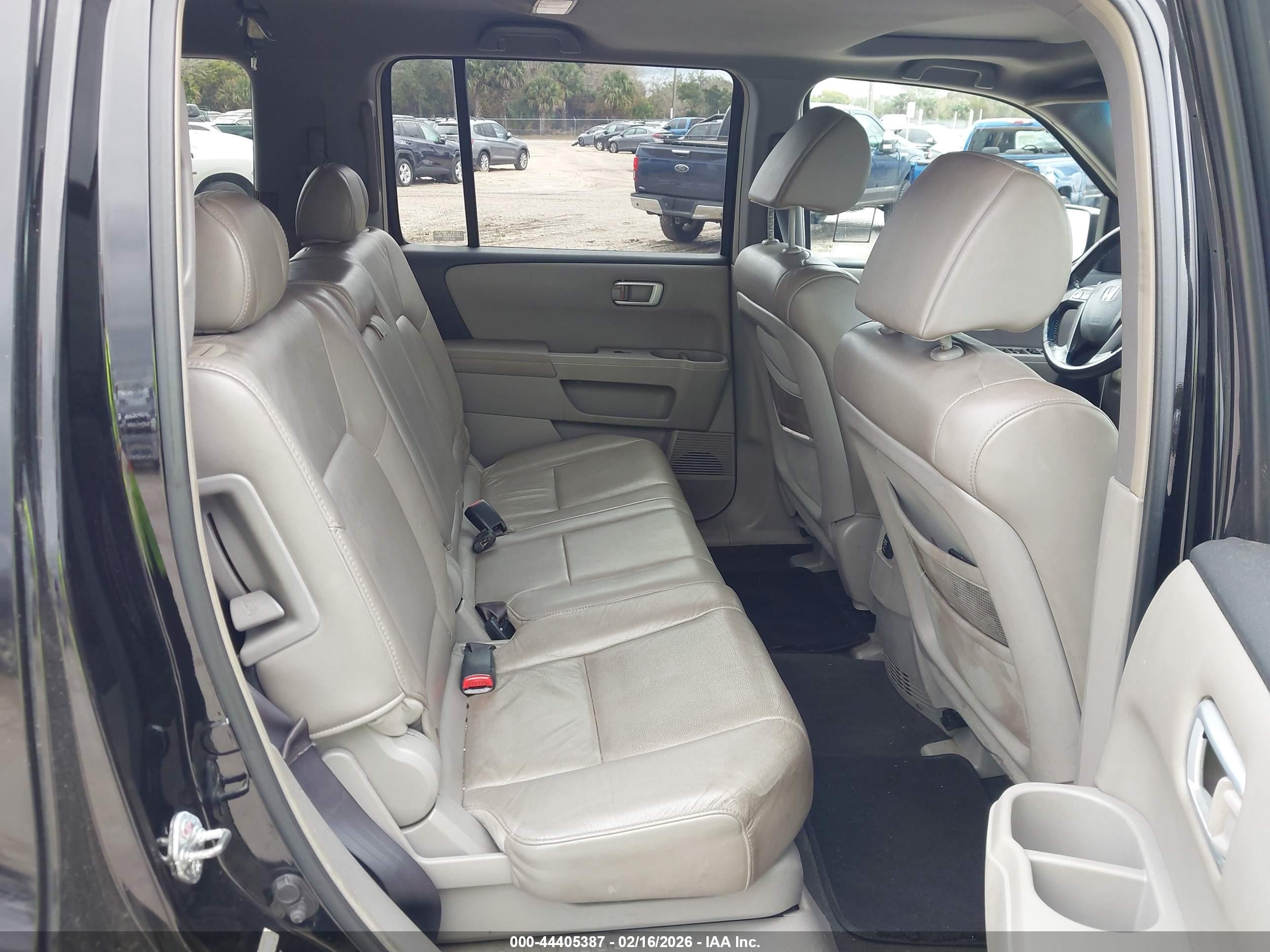 HONDA PILOT image 8