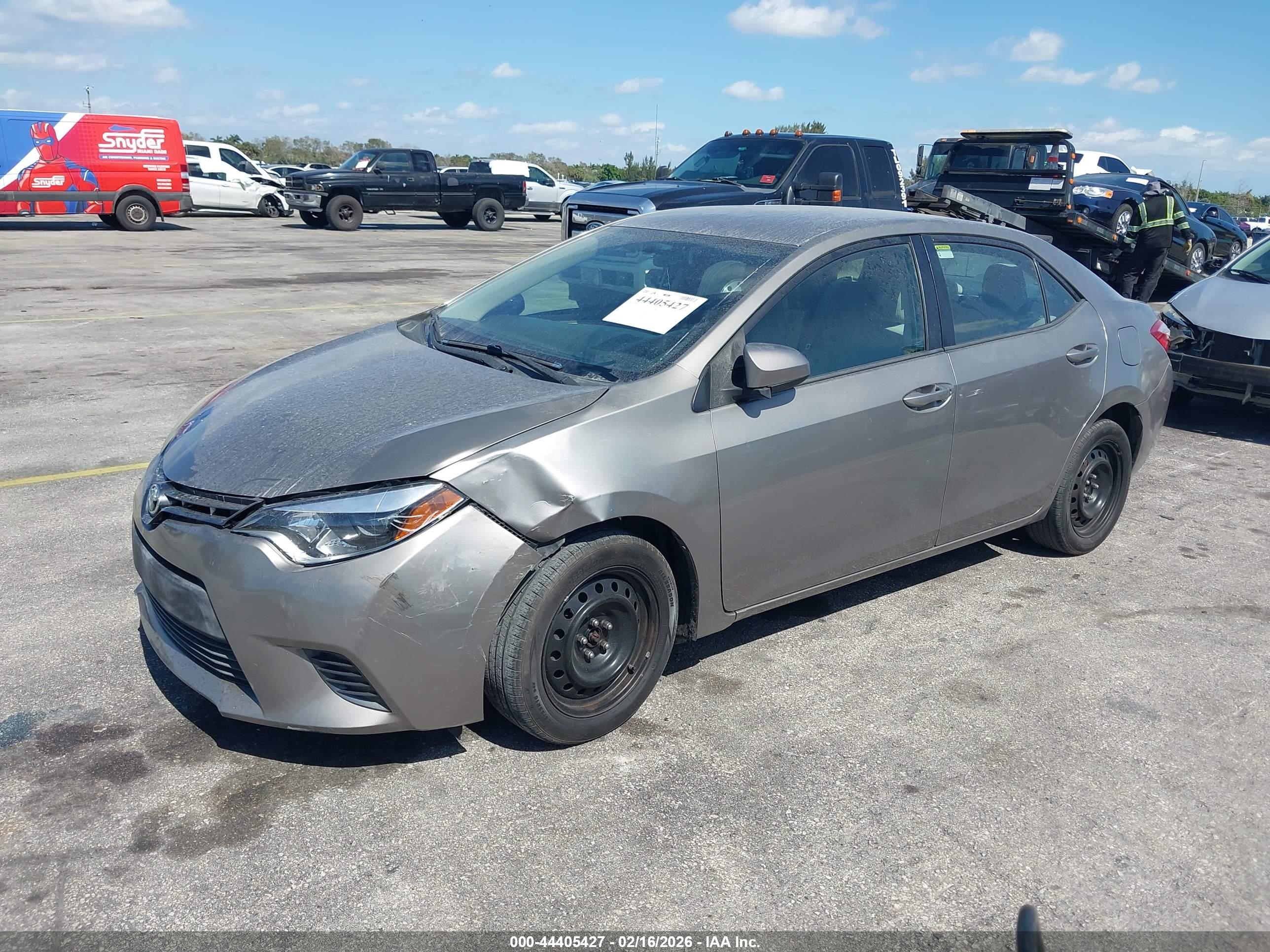 TOYOTA COROLLA image 2