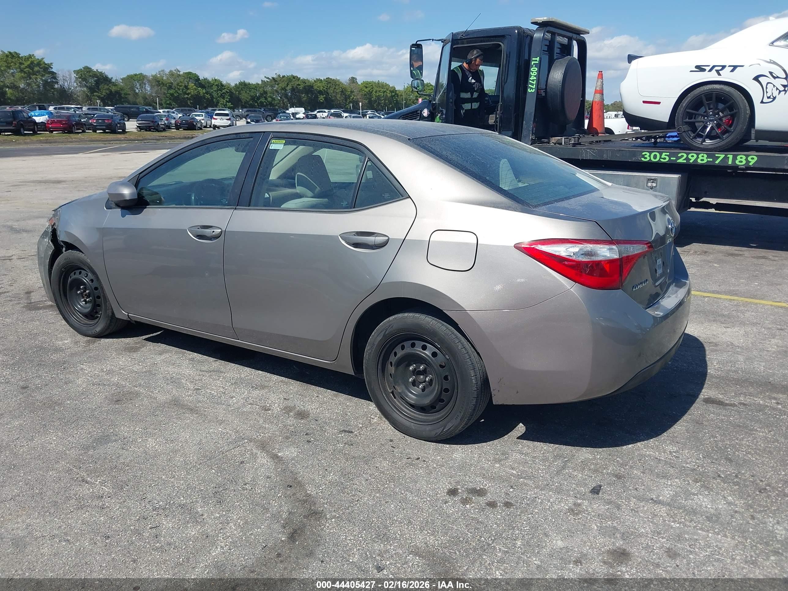 TOYOTA COROLLA image 3