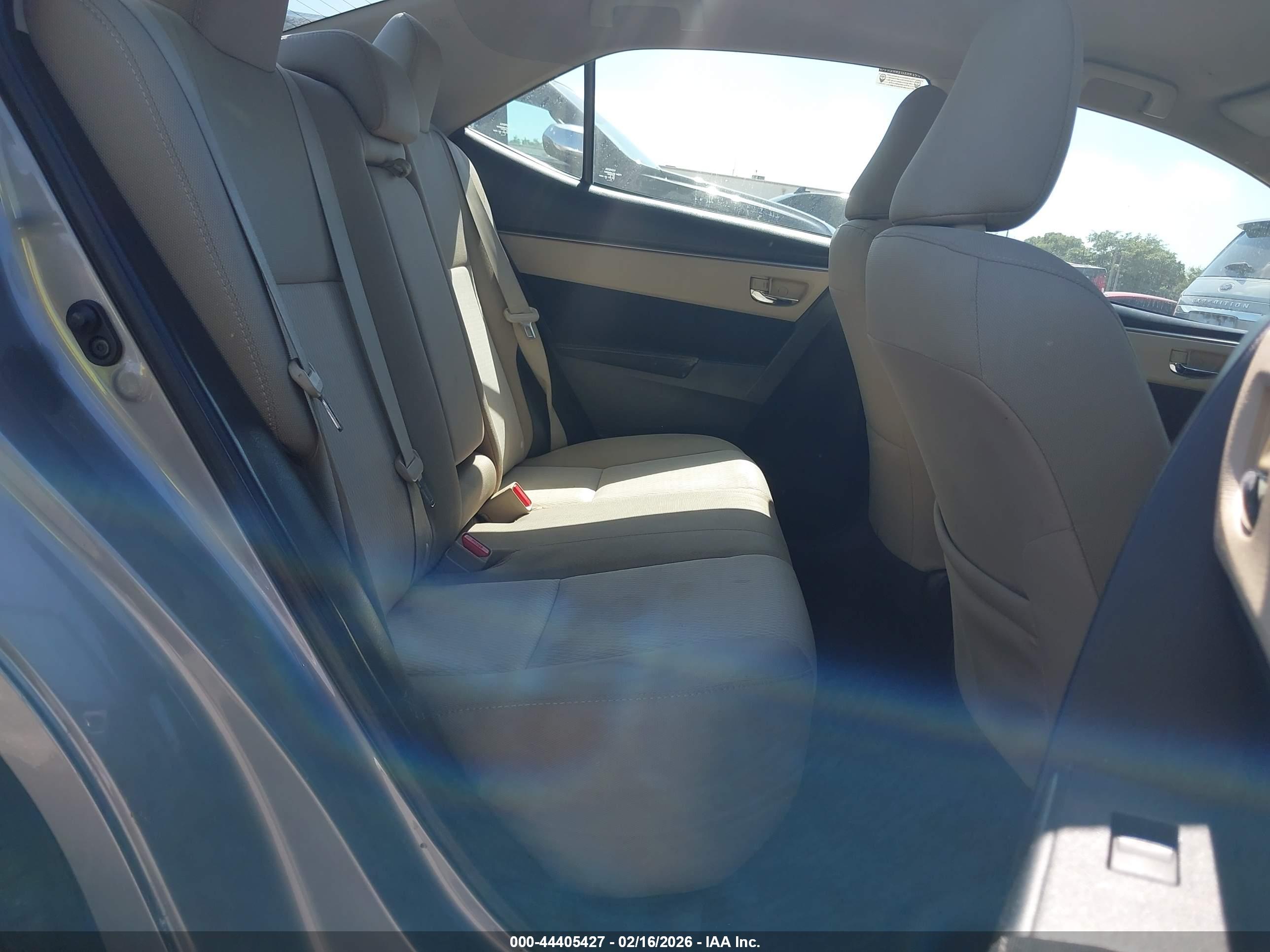 TOYOTA COROLLA image 8