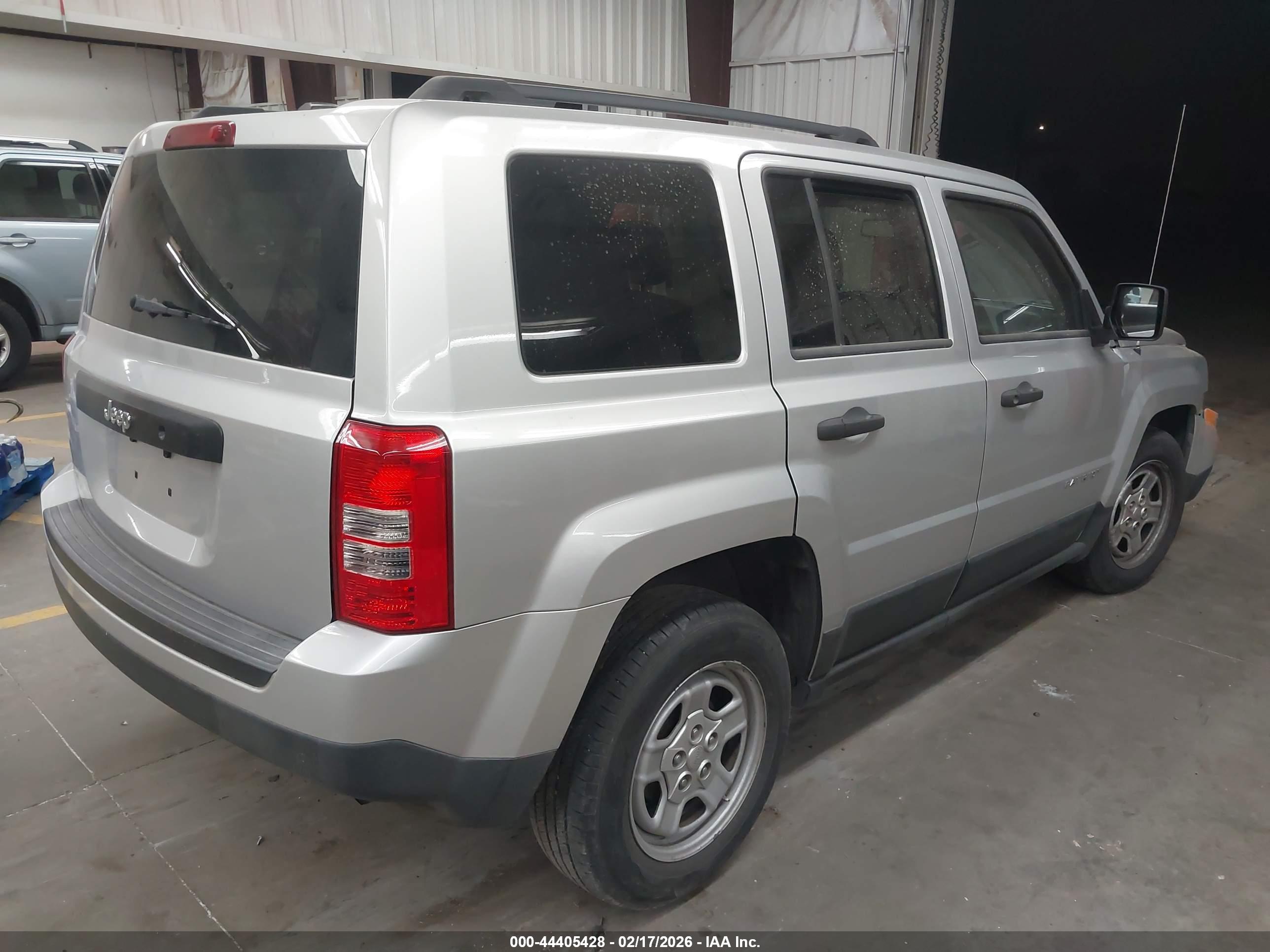 JEEP PATRIOT image 4