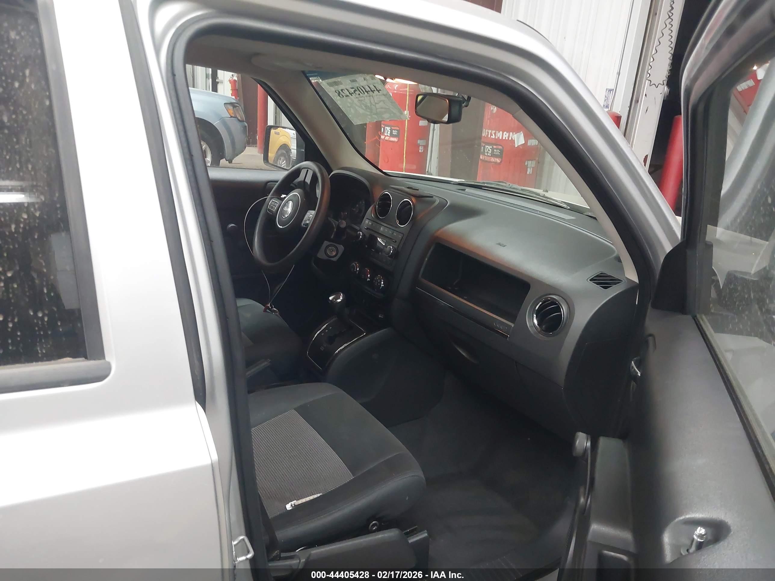 JEEP PATRIOT image 5