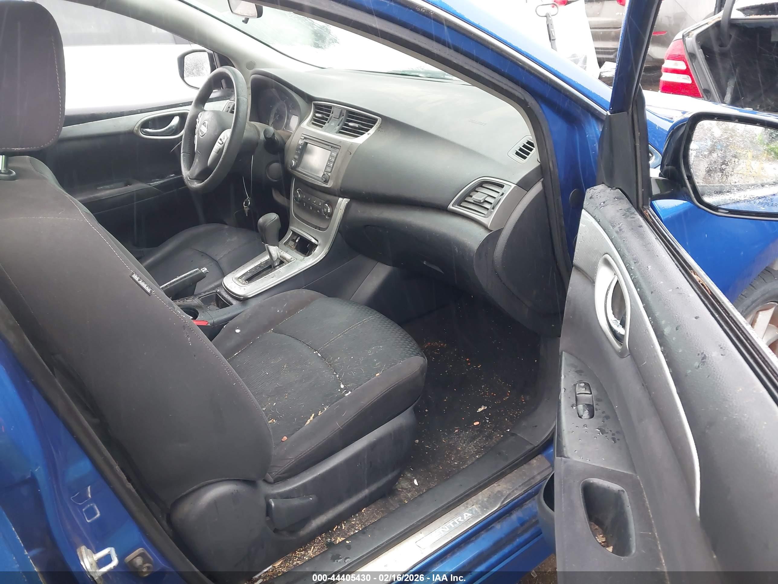 NISSAN SENTRA image 5