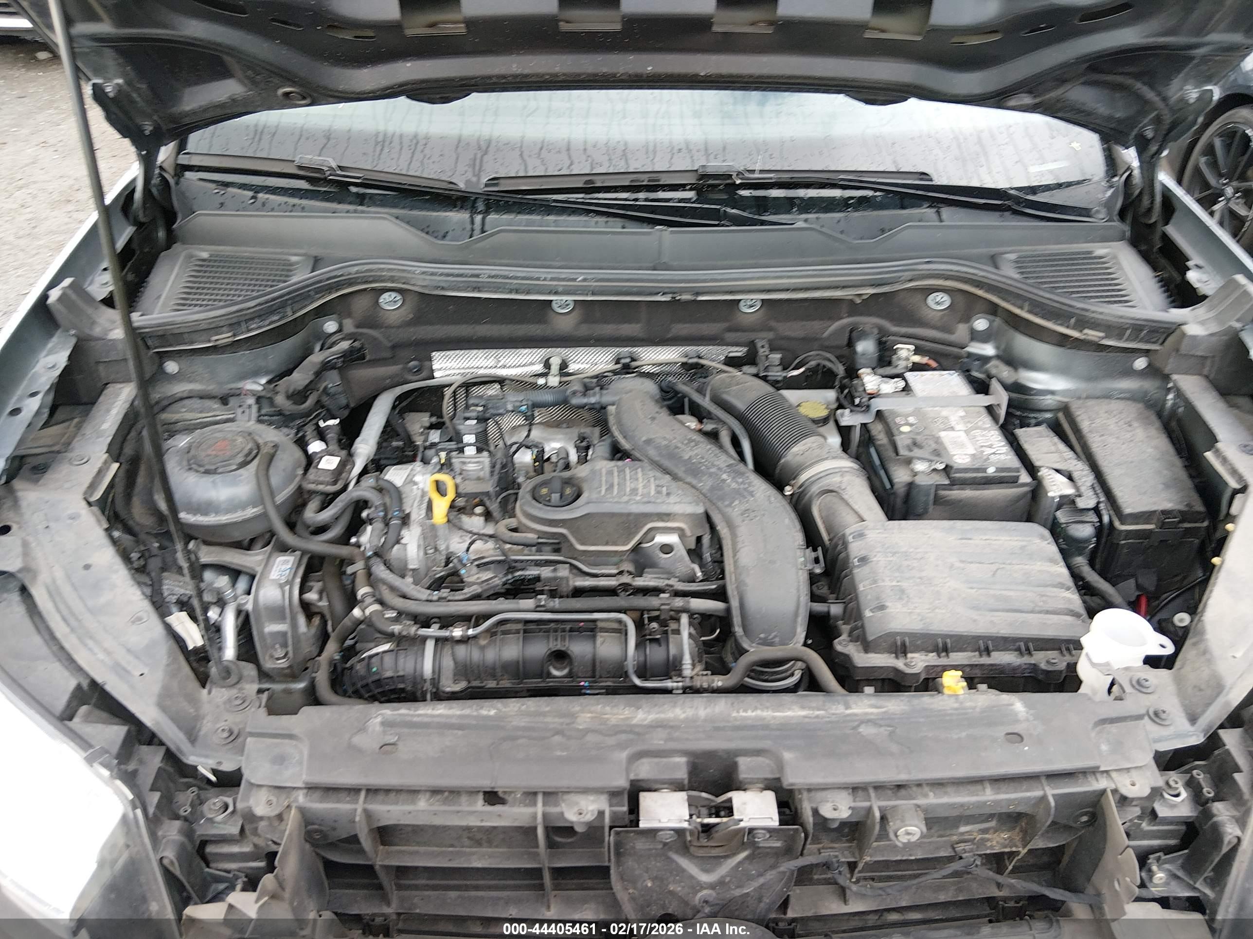 VOLKSWAGEN TAOS image 10