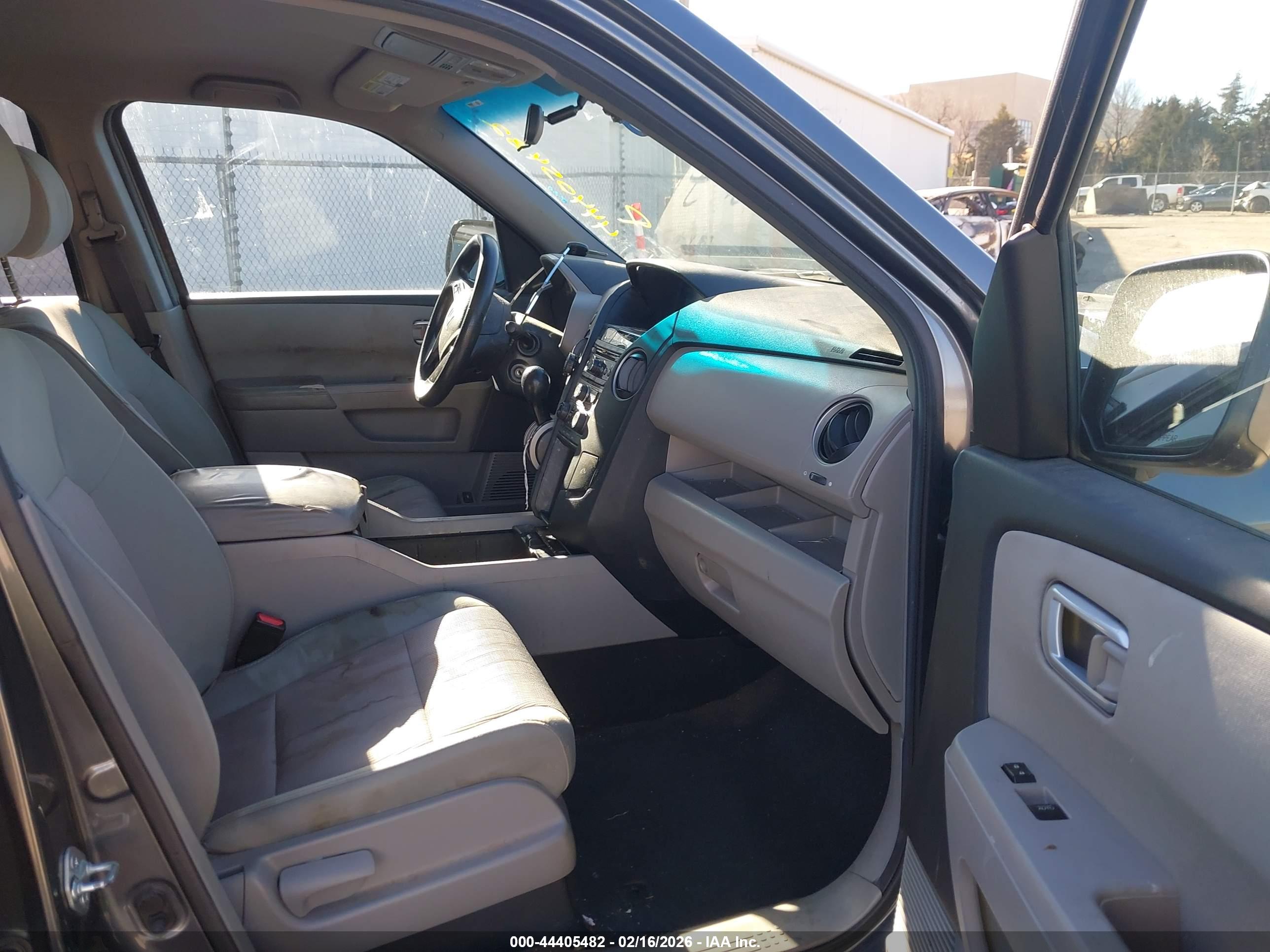 HONDA PILOT image 5