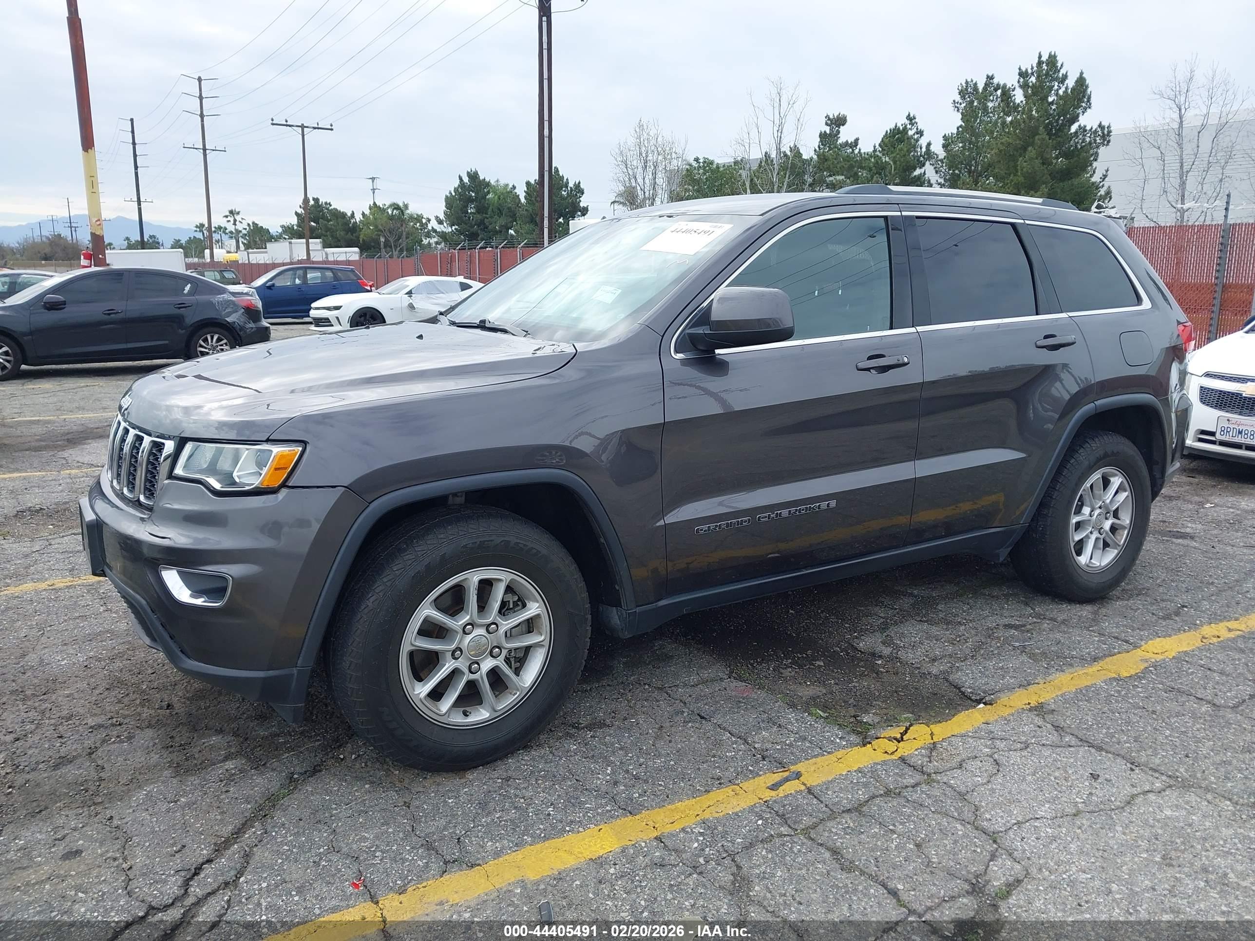 JEEP GRAND image 2