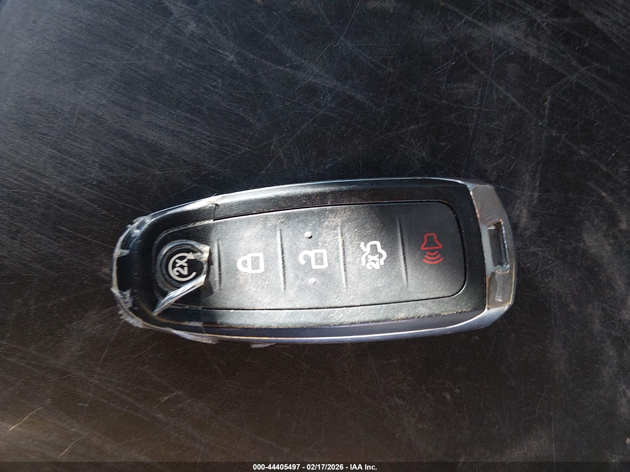 FORD ESCAPE image 11