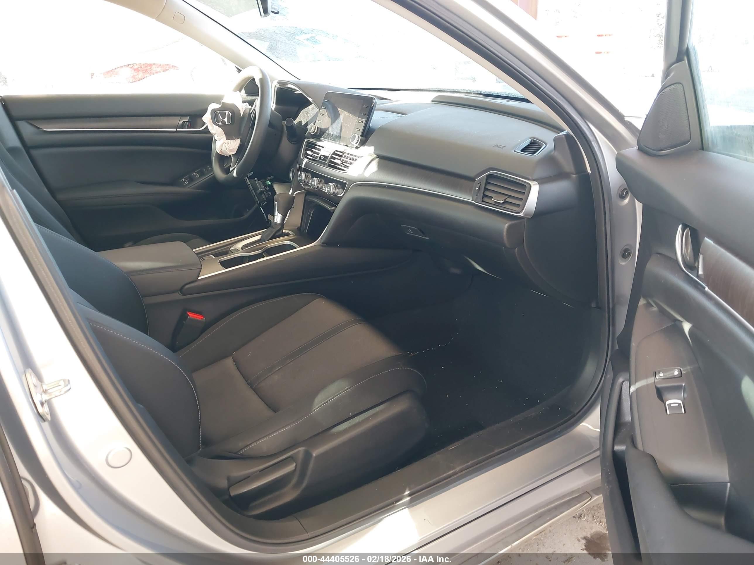 HONDA ACCORD image 5