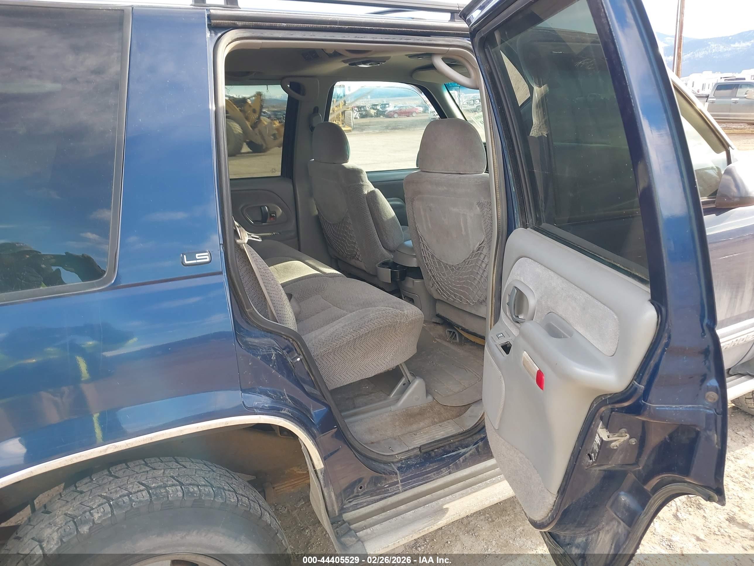 CHEVROLET TAHOE image 8