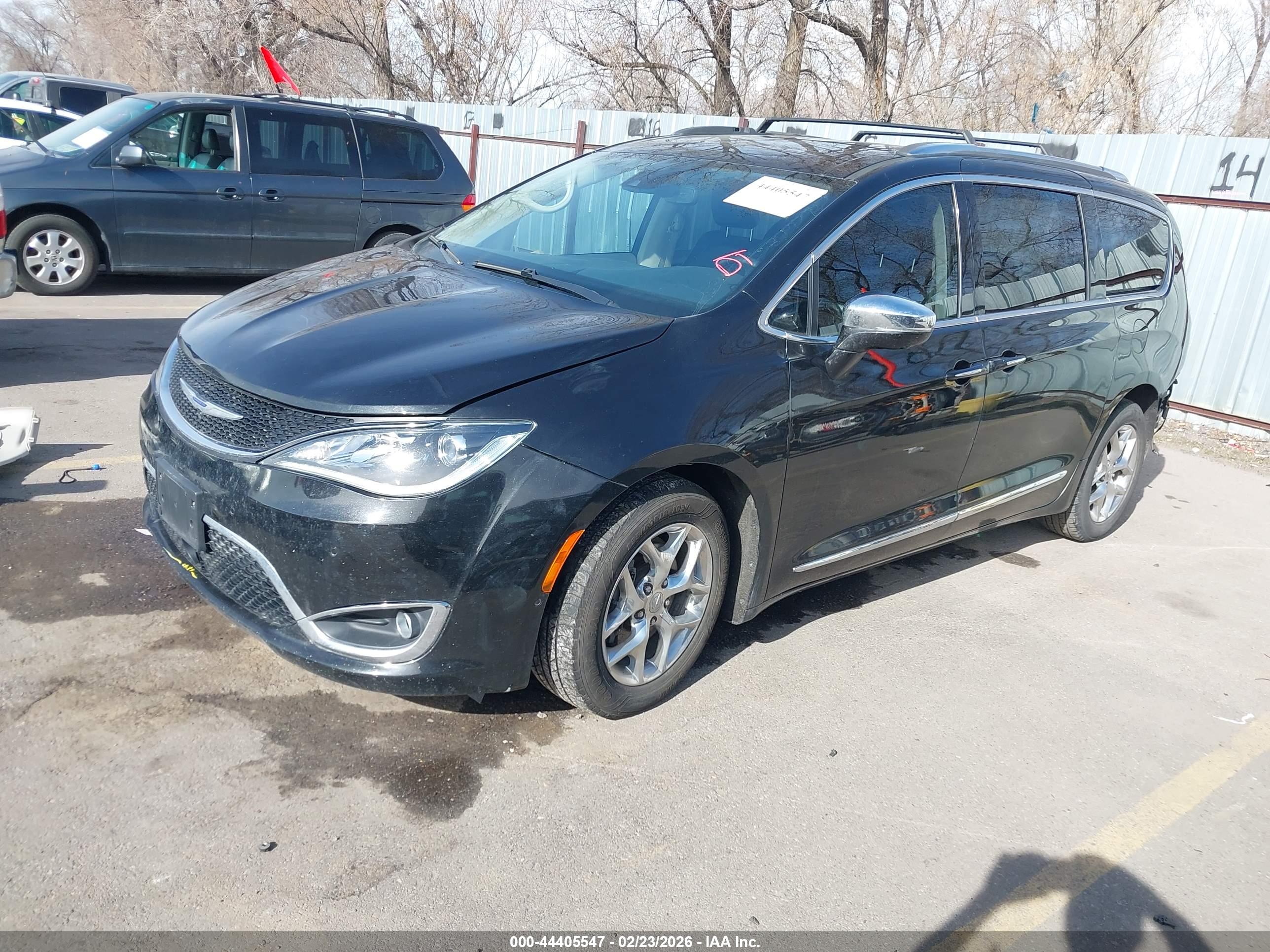 CHRYSLER PACIFICA image 2