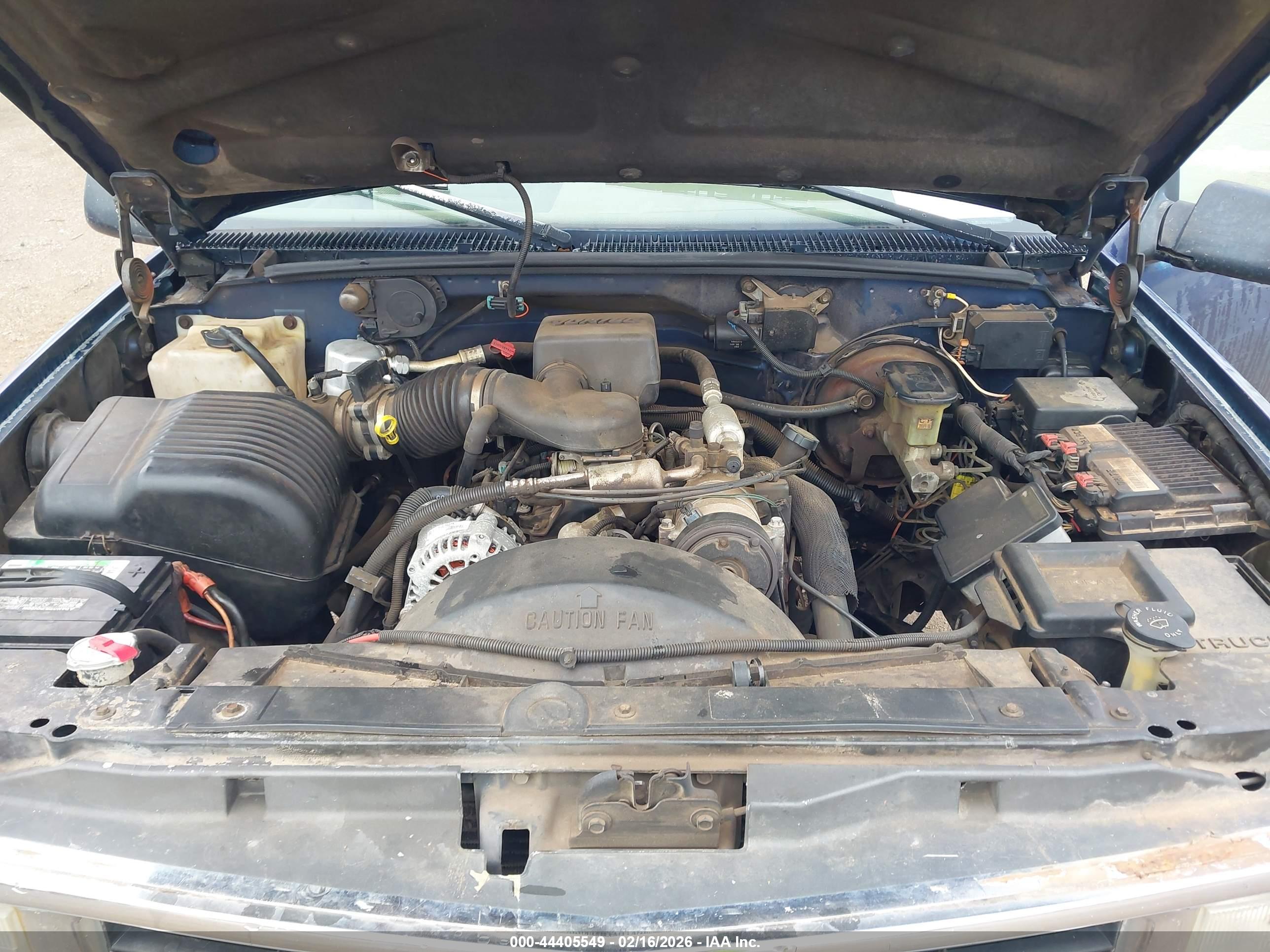 CHEVROLET GMT-400 image 10