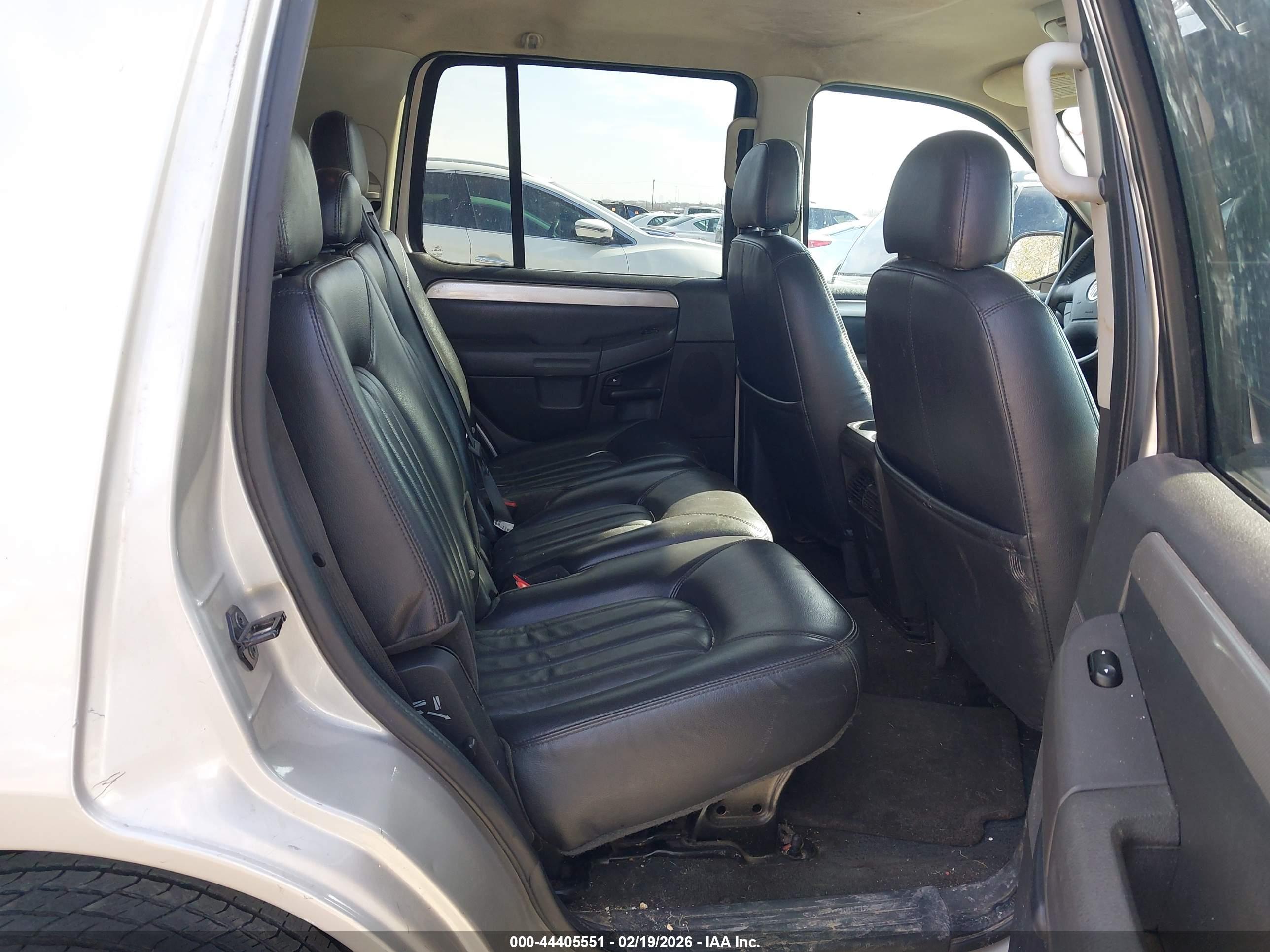 MERCURY MOUNTAINEER image 8