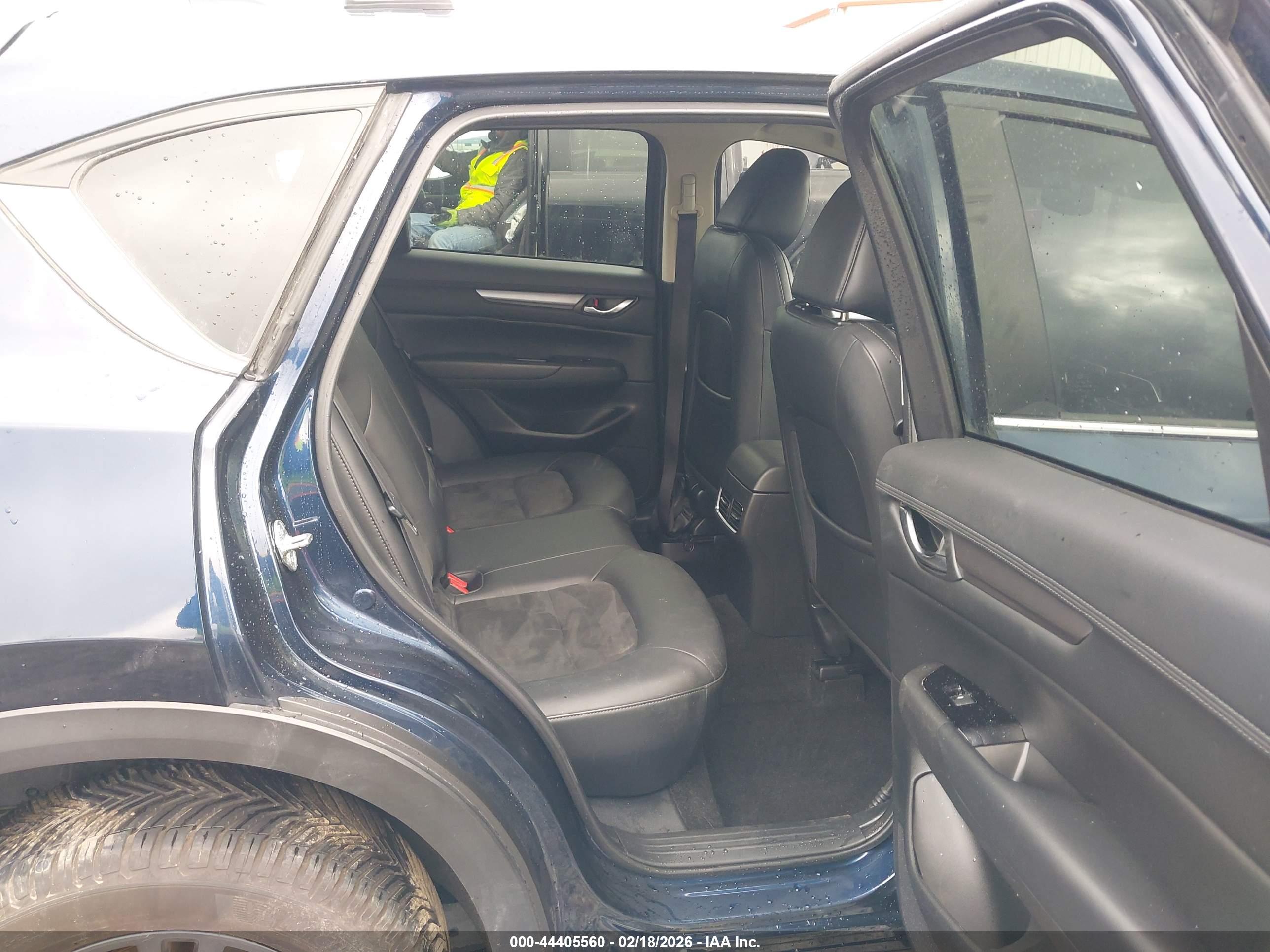 MAZDA CX-5 image 8