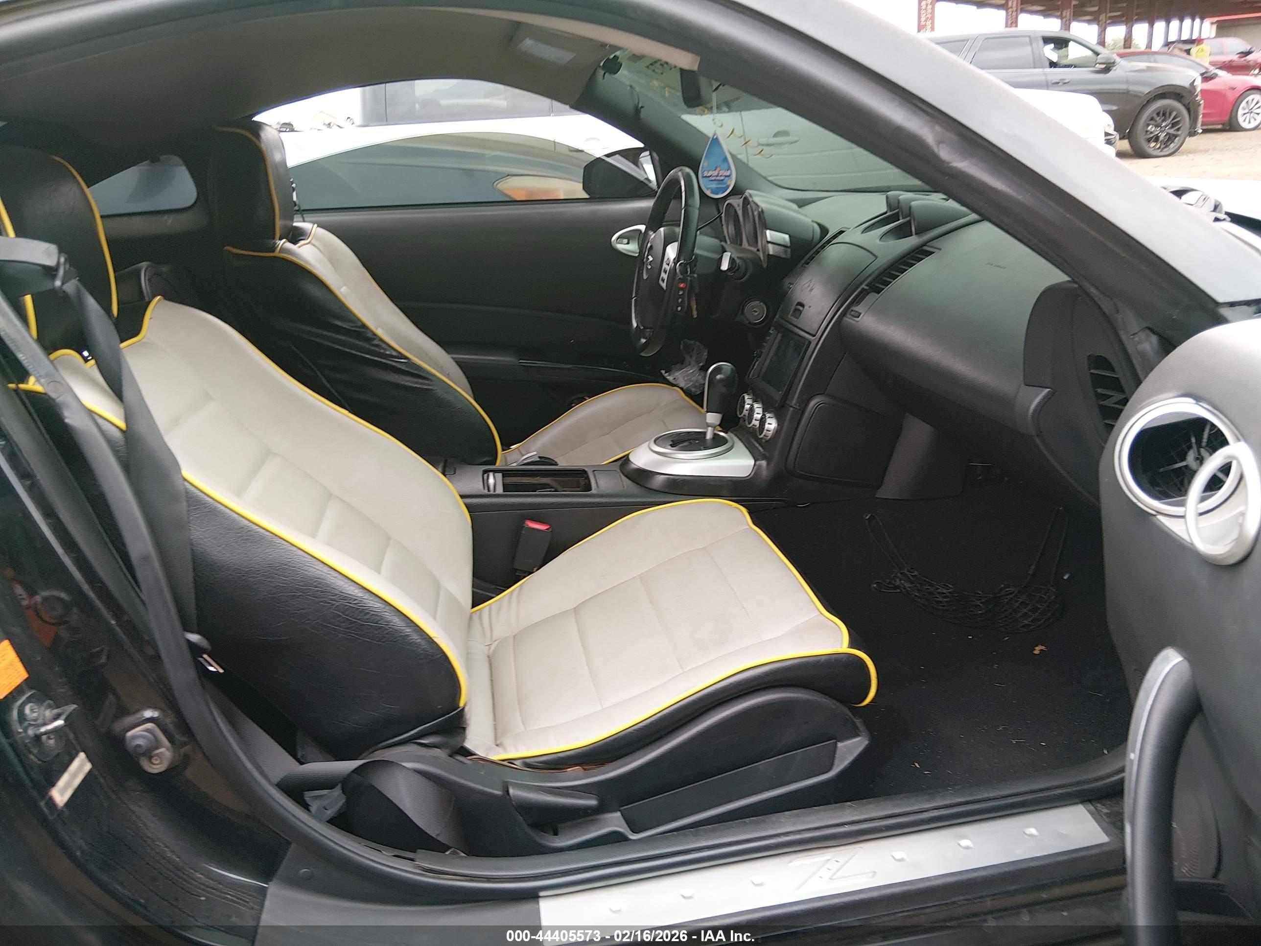 NISSAN 350Z image 5