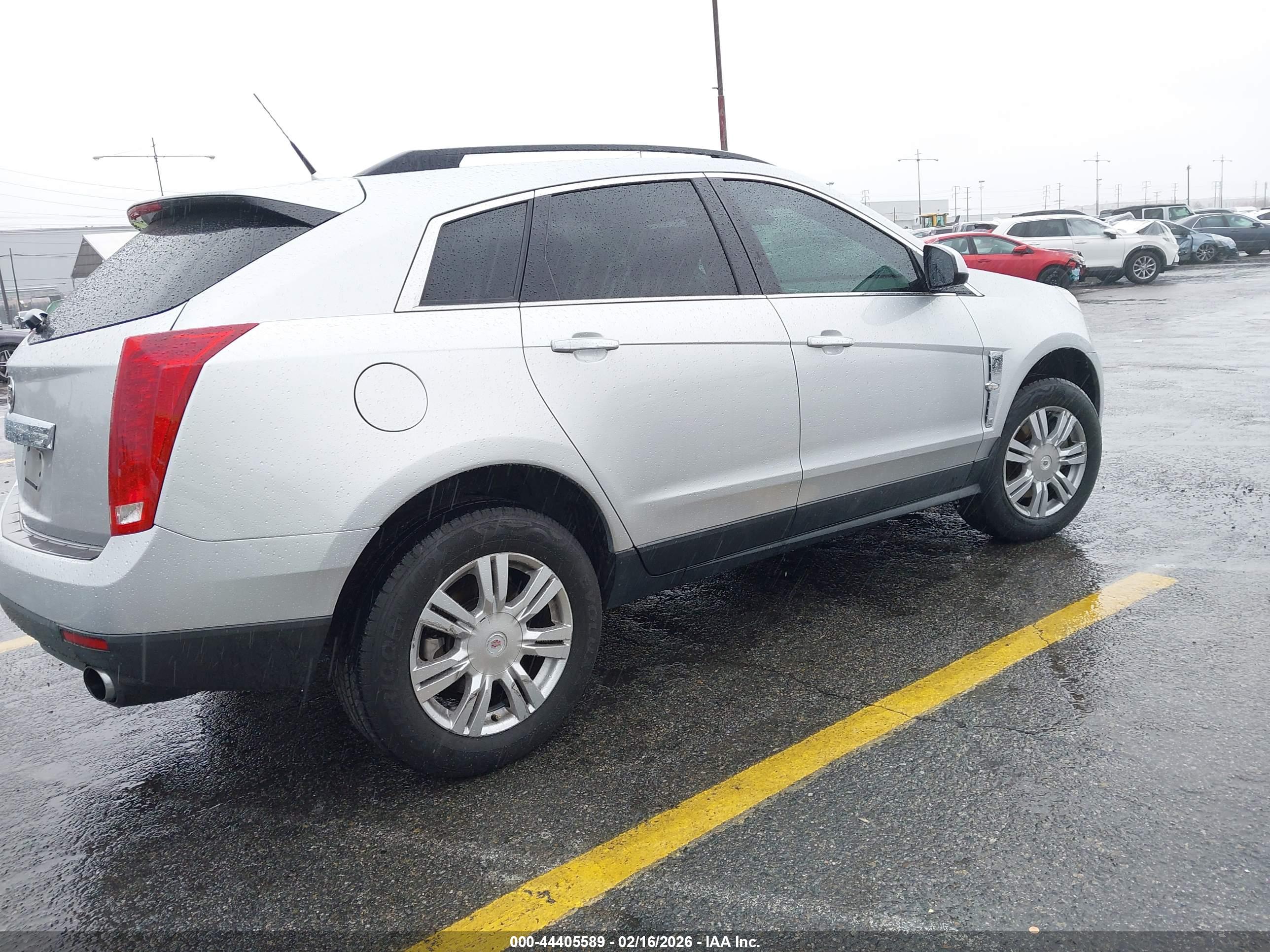 CADILLAC SRX image 4