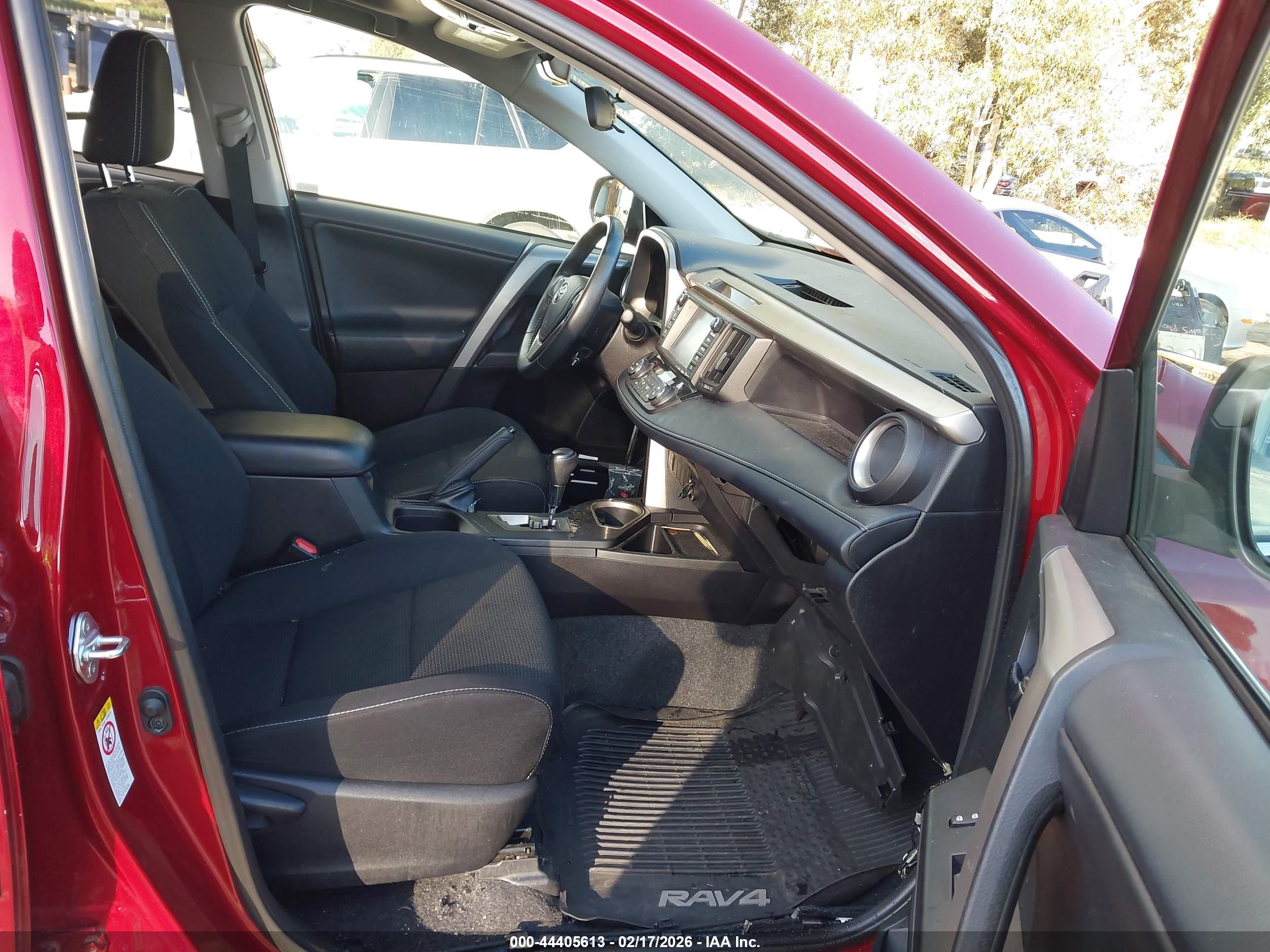 TOYOTA RAV4 image 5