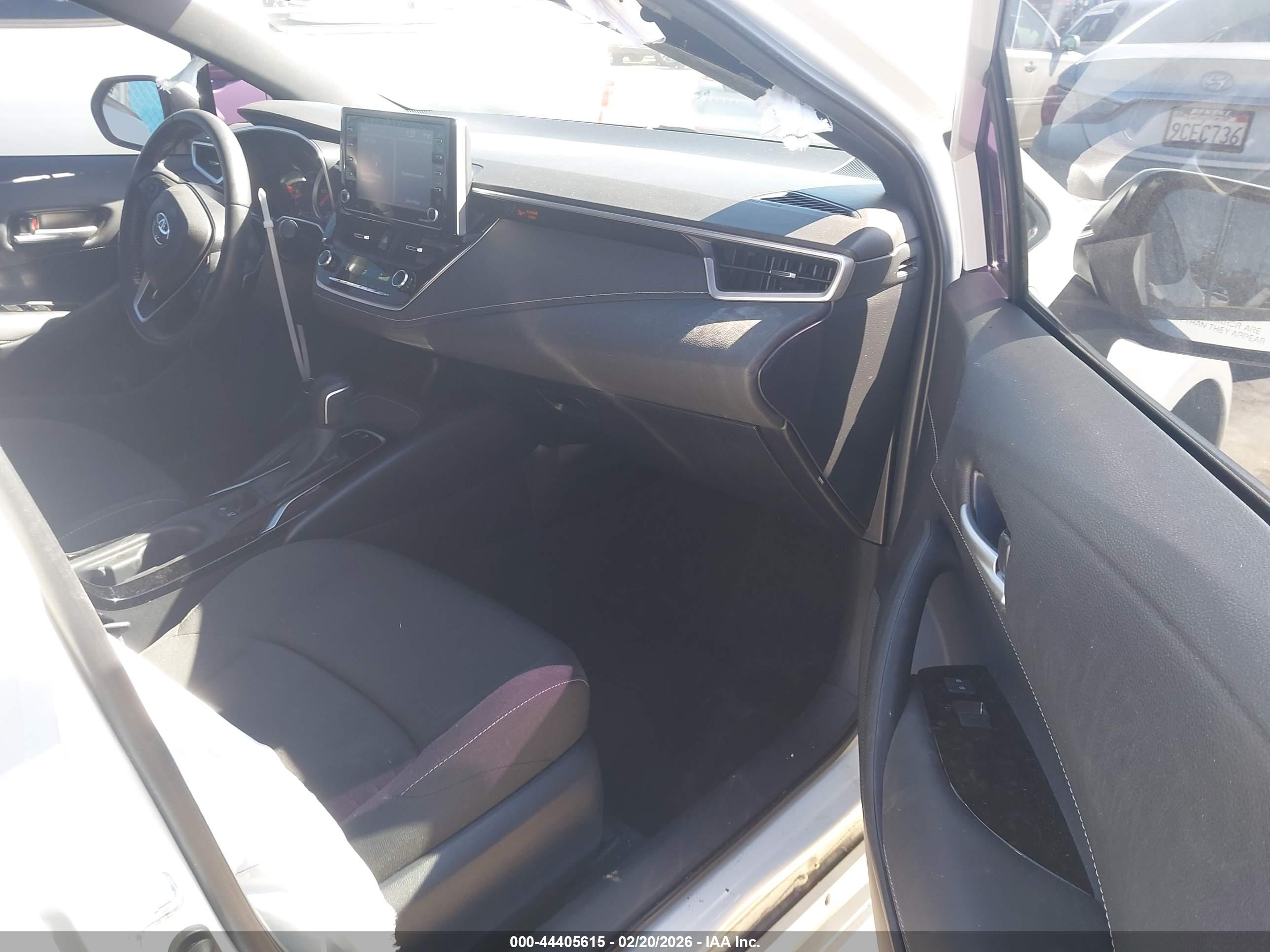 TOYOTA COROLLA image 5