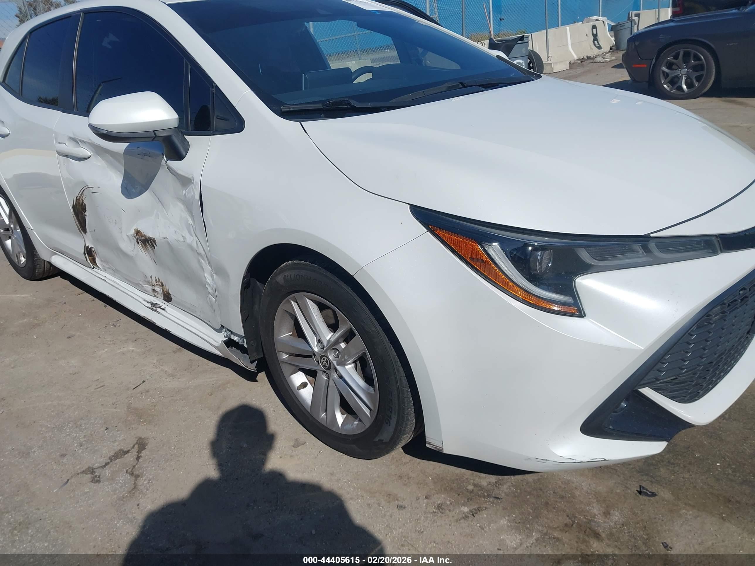 TOYOTA COROLLA image 6