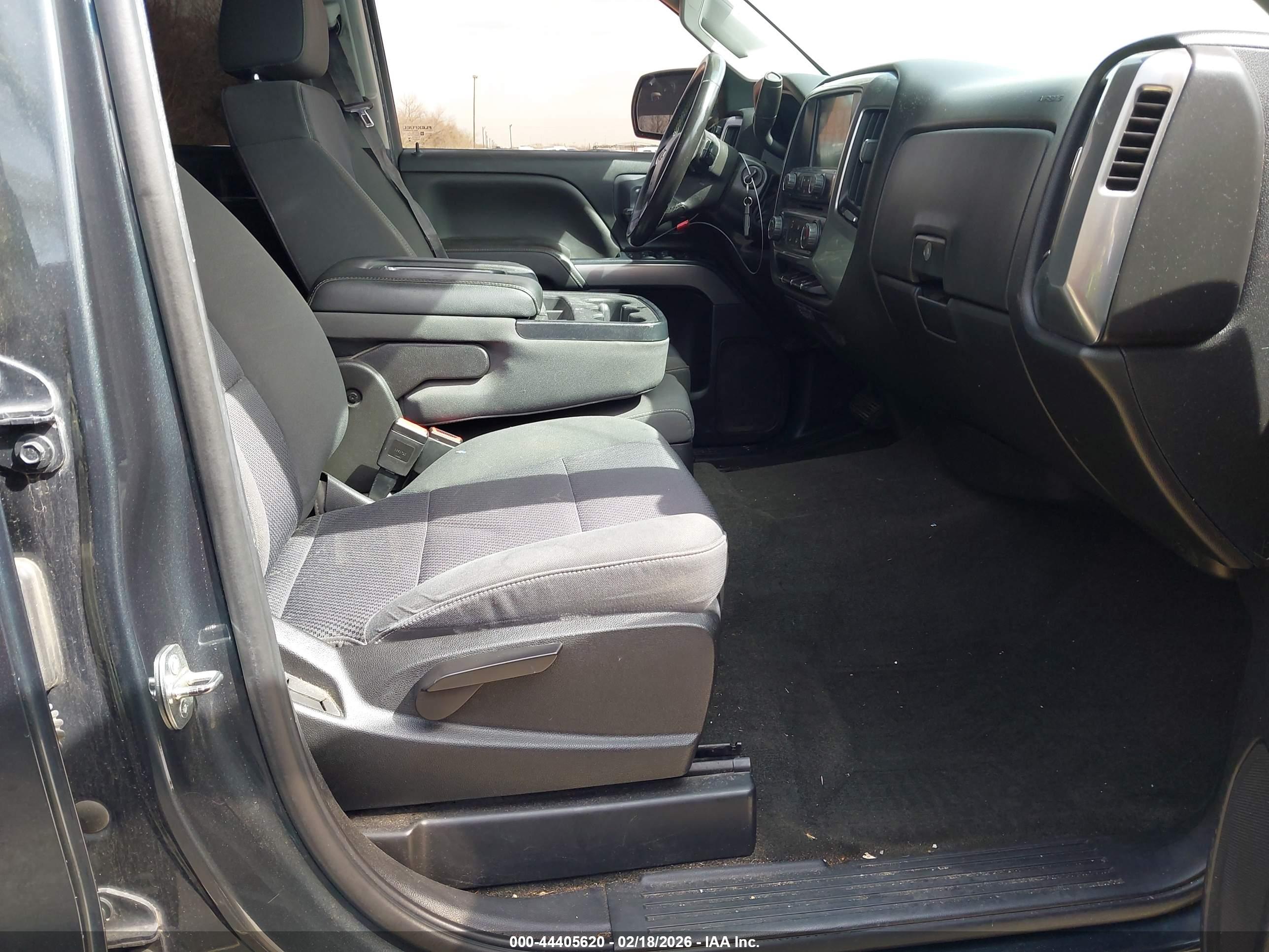 CHEVROLET SILVERADO image 5