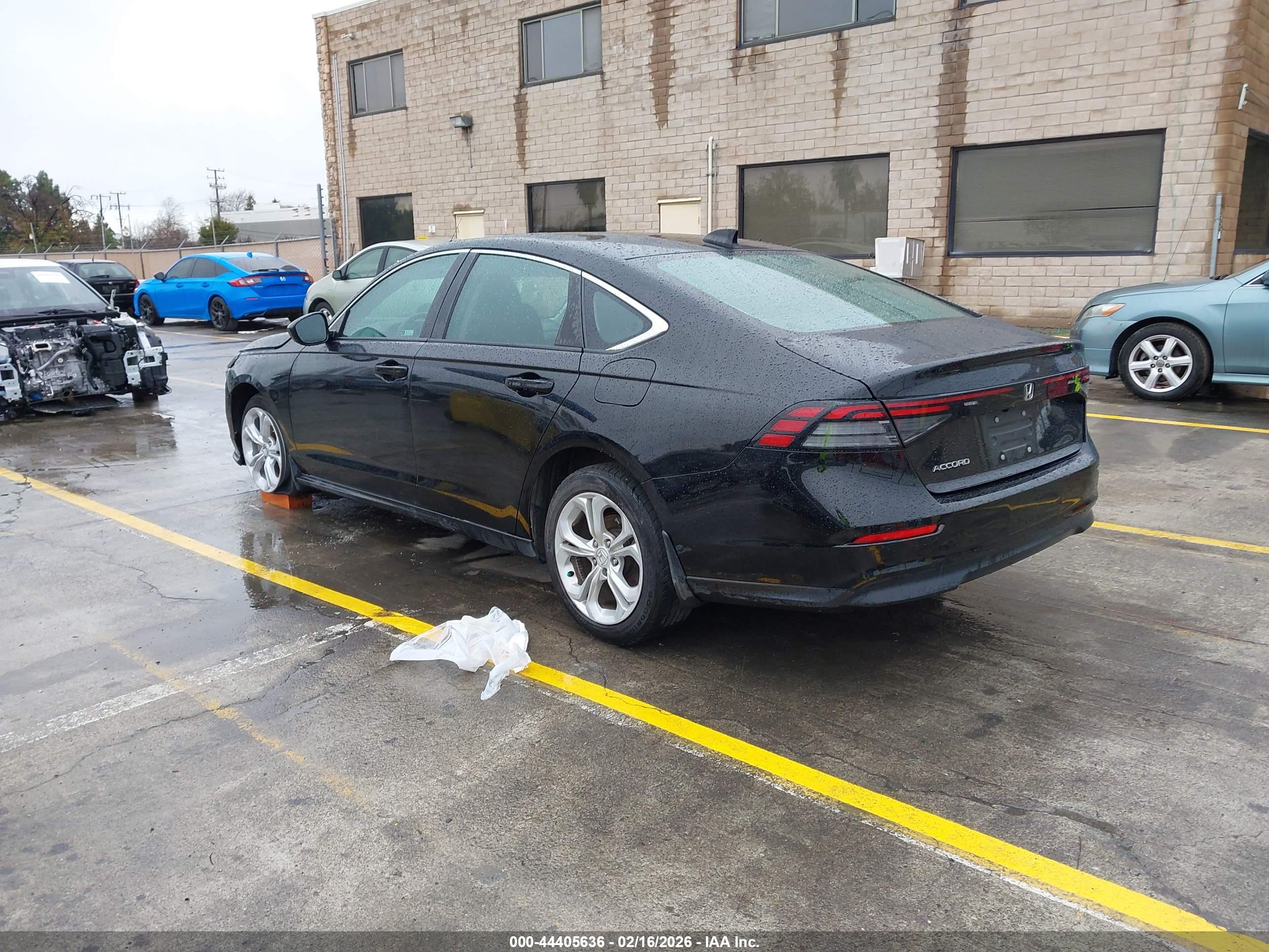 HONDA ACCORD image 3
