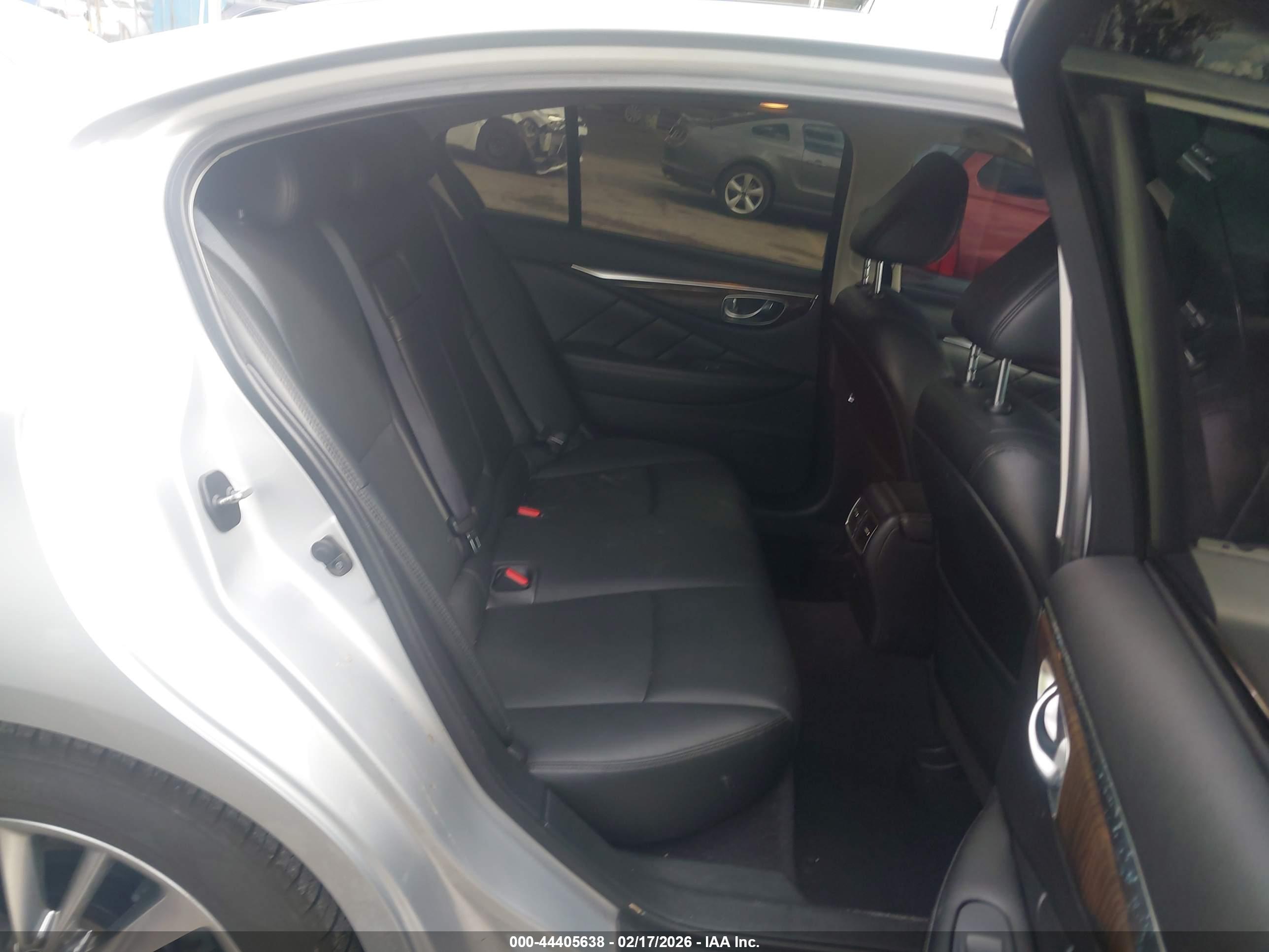 INFINITI Q50 image 8