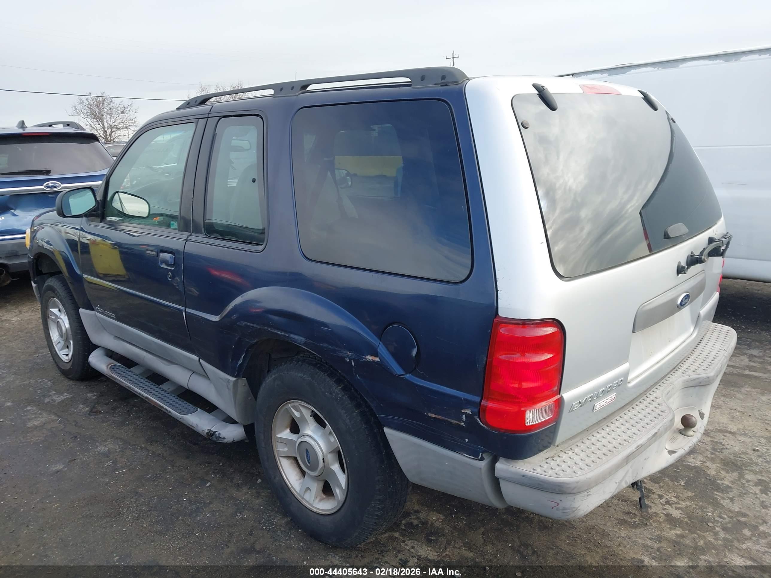 FORD EXPLORER image 3