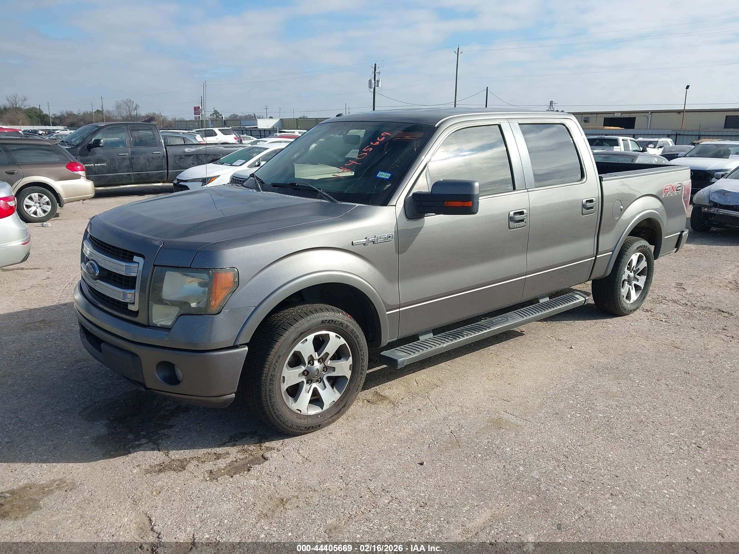 FORD F-150 image 2