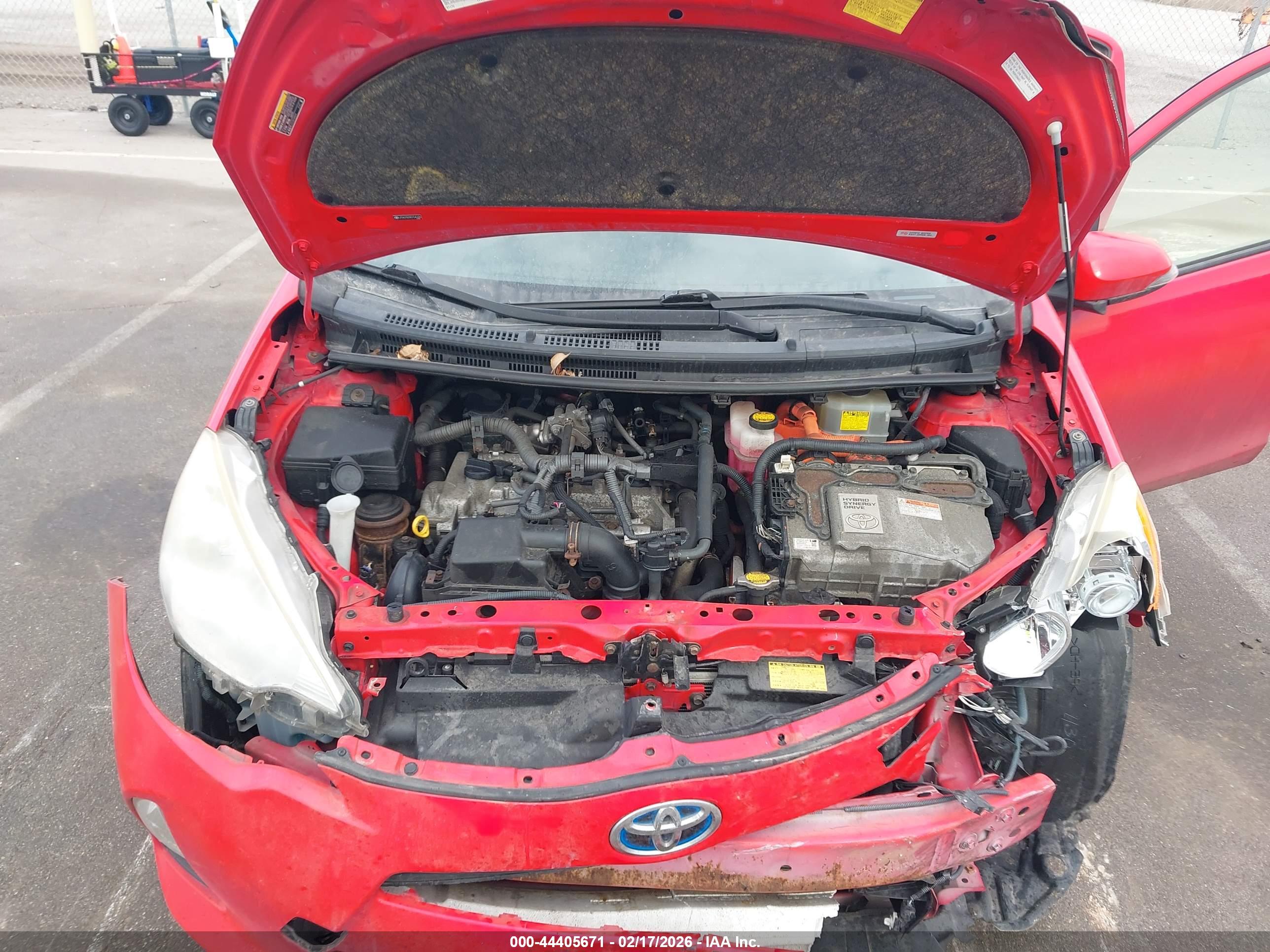 TOYOTA PRIUS image 10