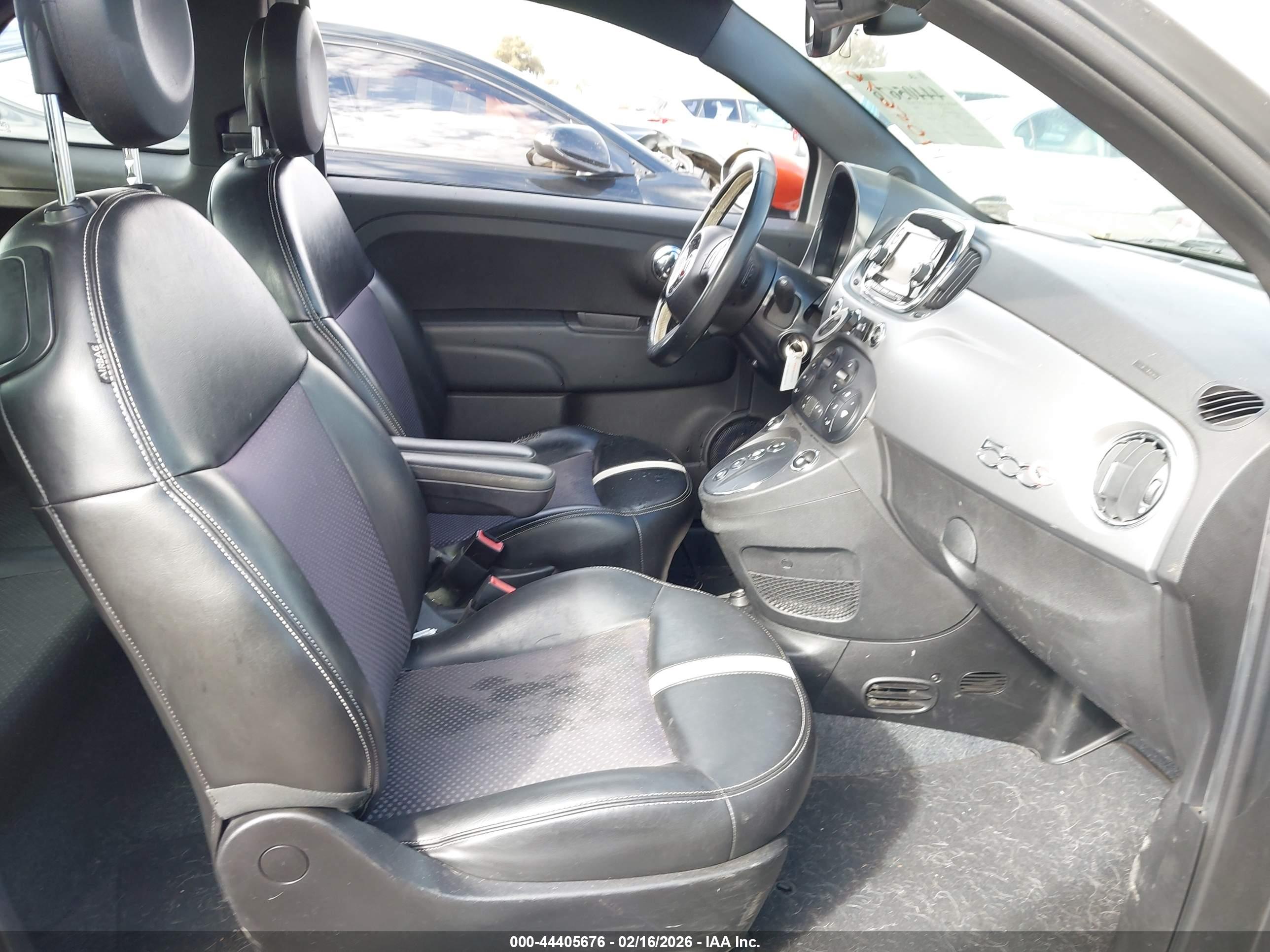 FIAT 500E image 5